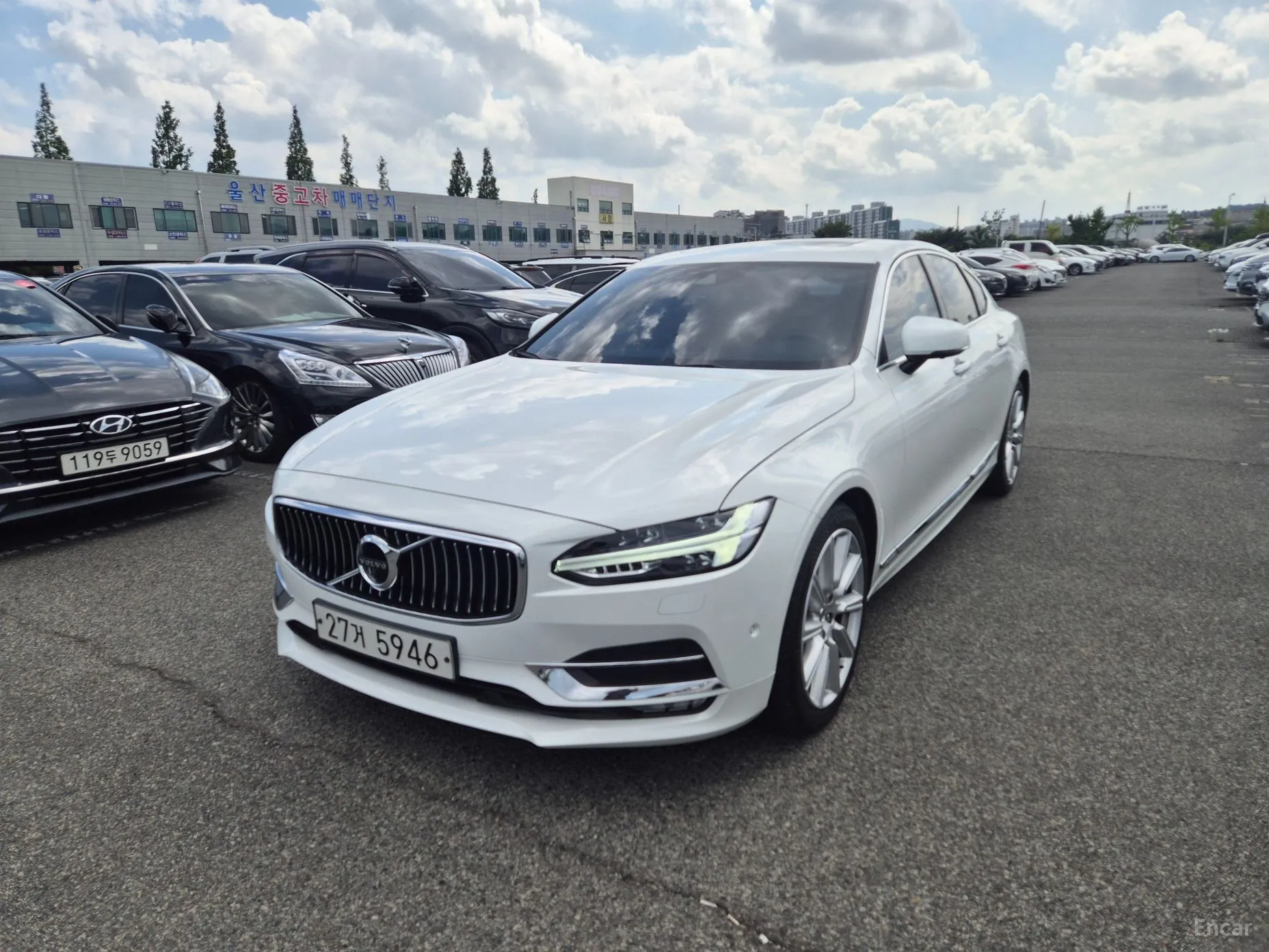 Volvo S90