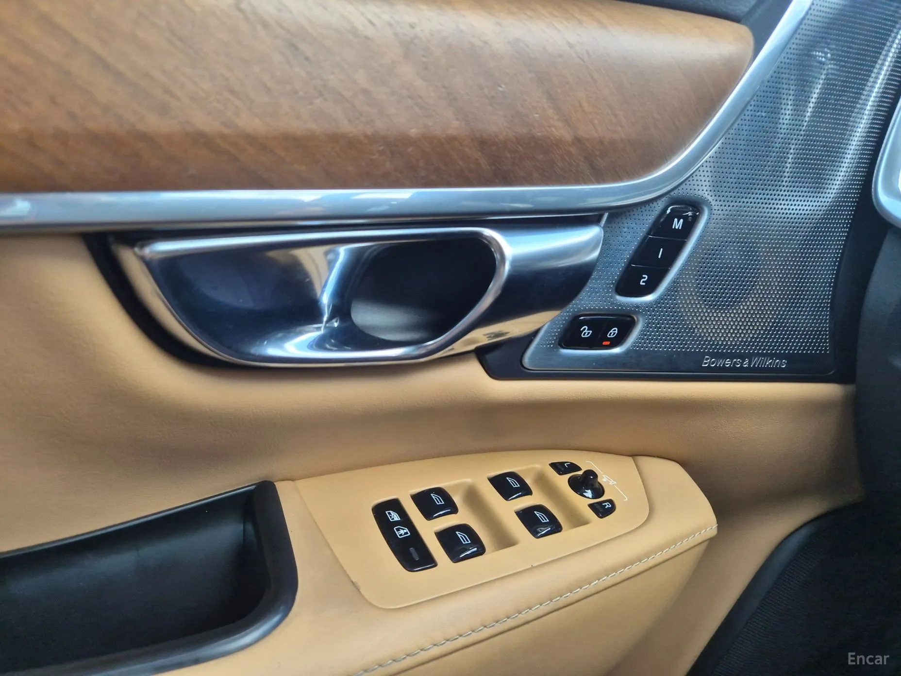 Volvo S90 превью 14