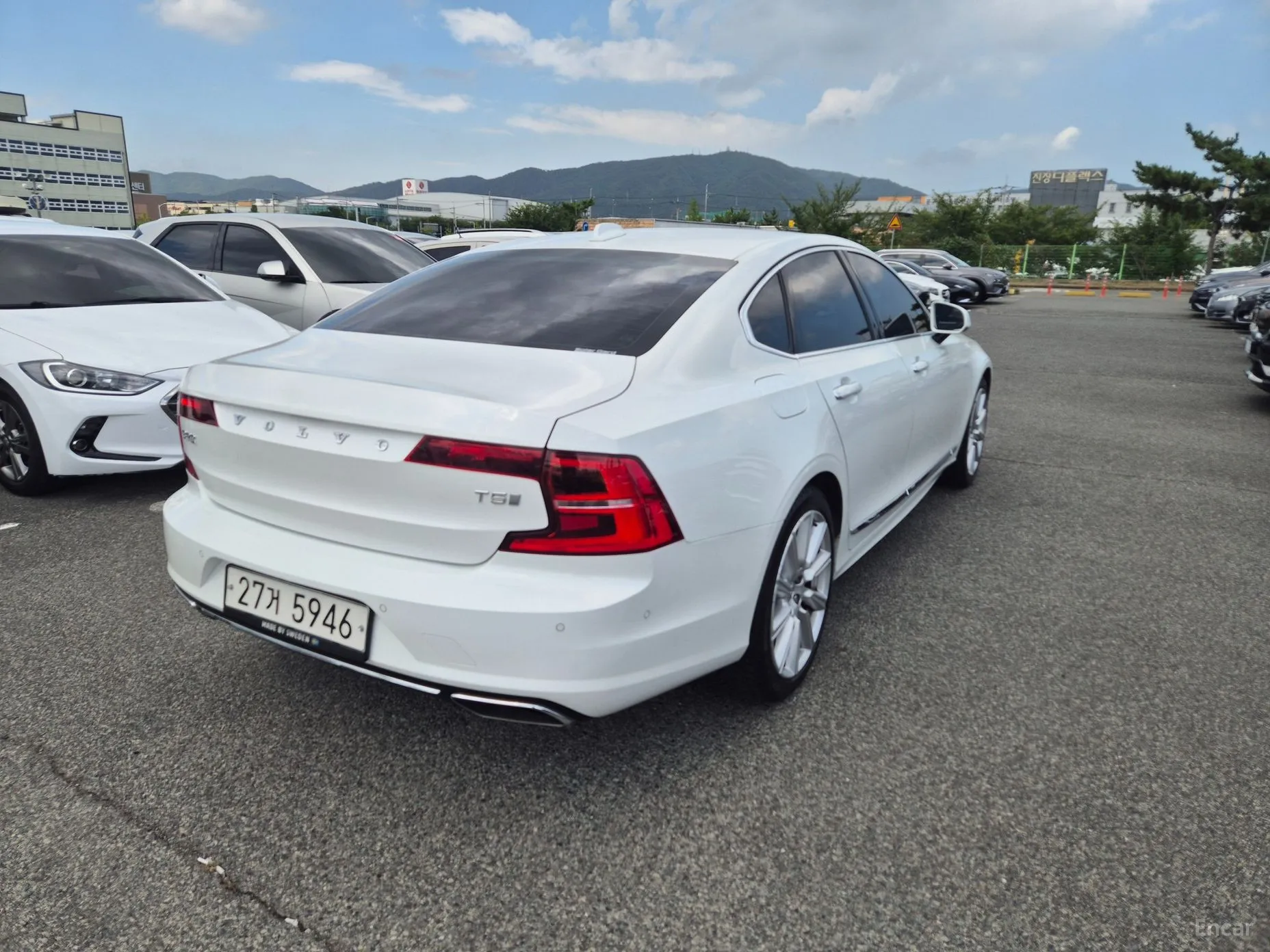 Volvo S90