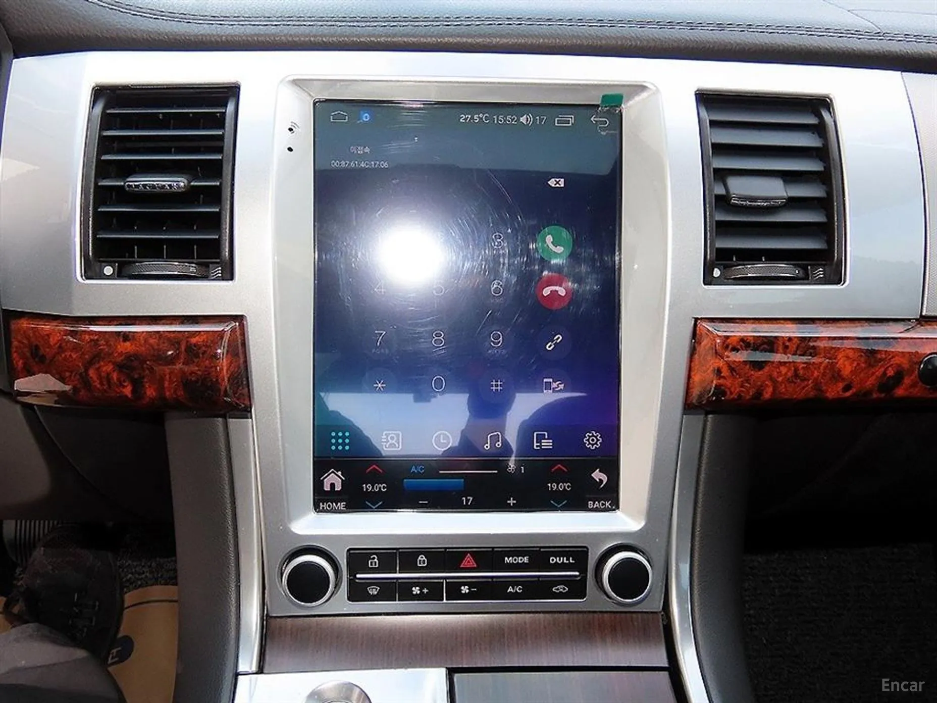 Jaguar New XF превью 13