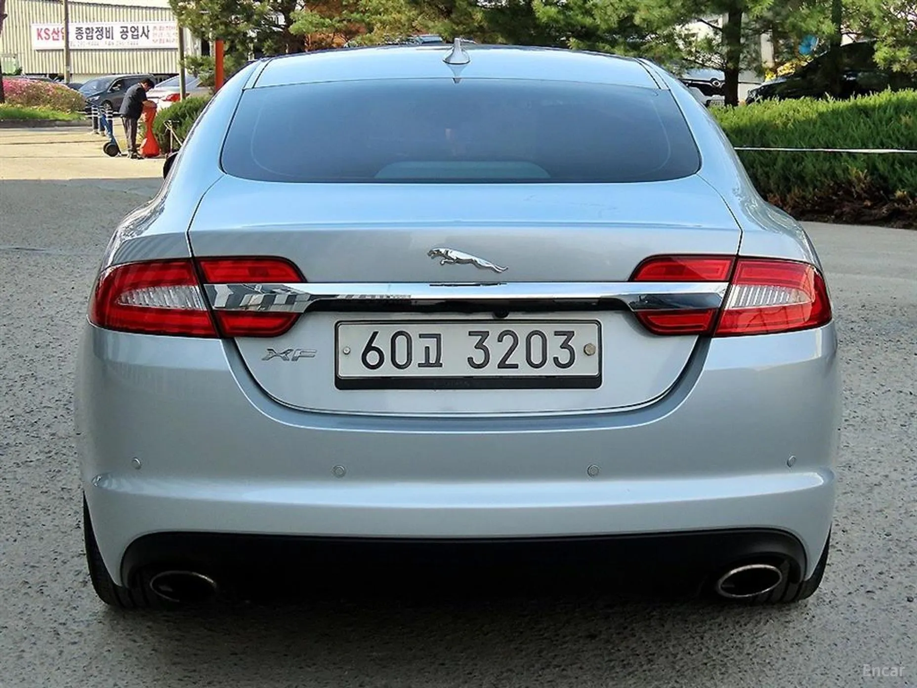 Jaguar New XF превью 4