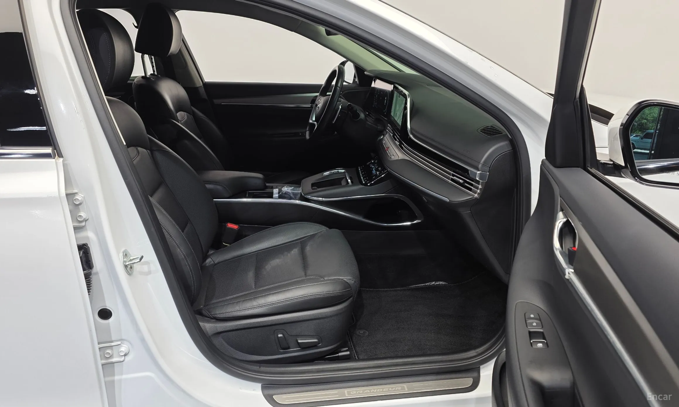 Hyundai Grandeur IG превью 11