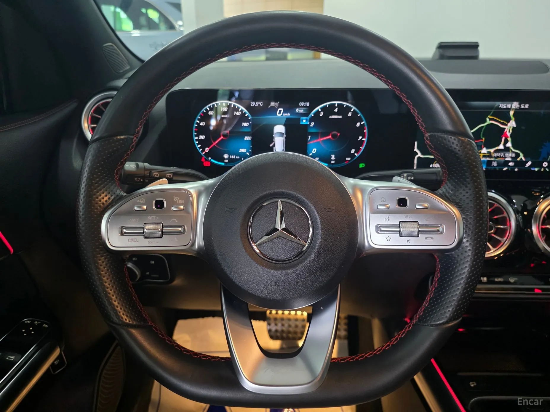 Mercedes Benz GLA-Class H247 превью 17