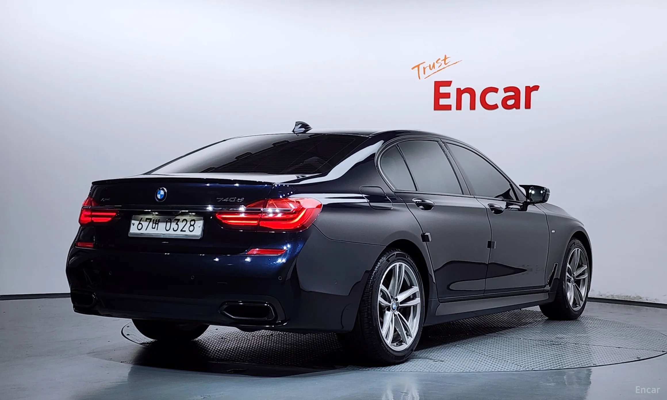 BMW 7 Series (G11)