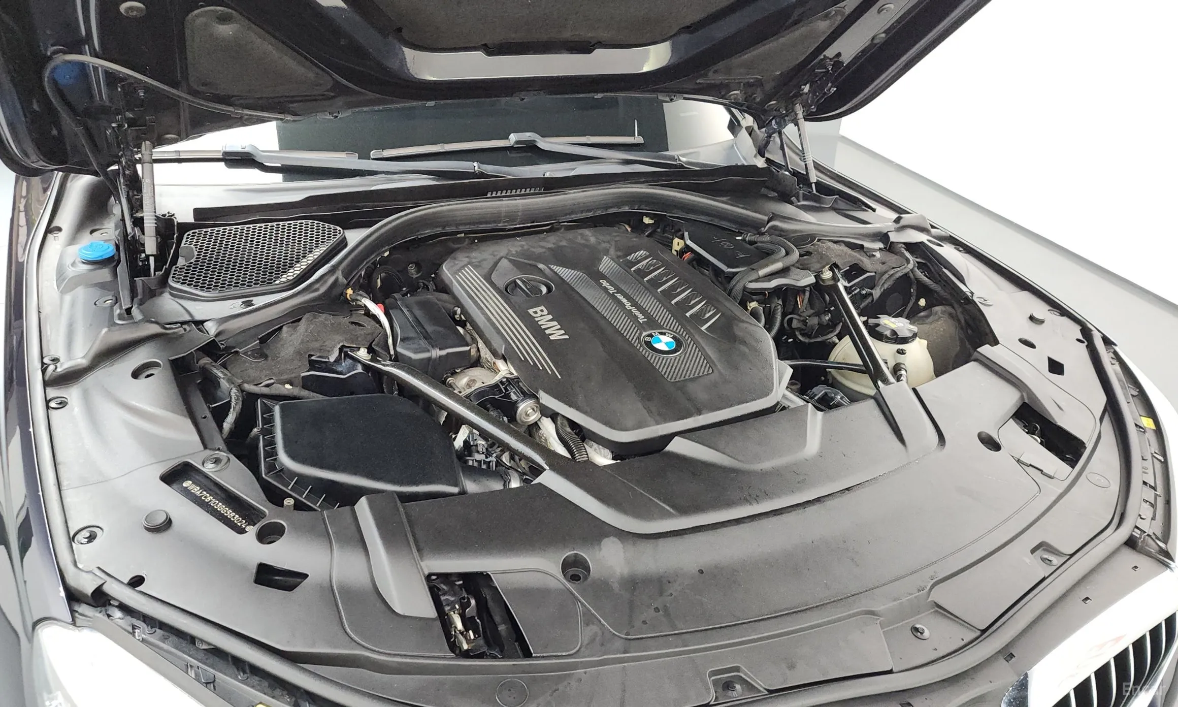 BMW 7 Series (G11) превью 6