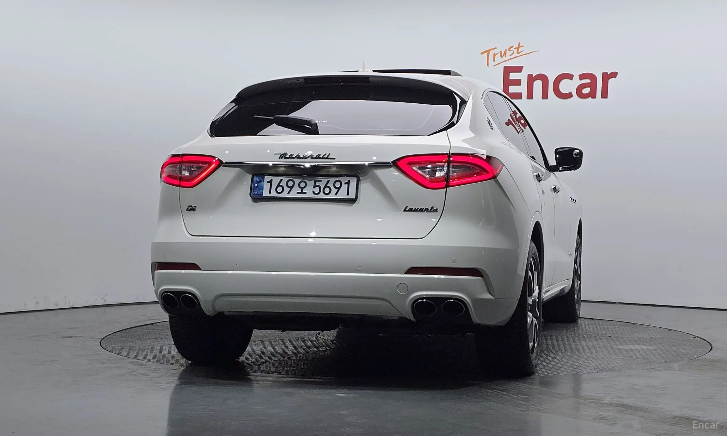 Maserati Levante превью 4