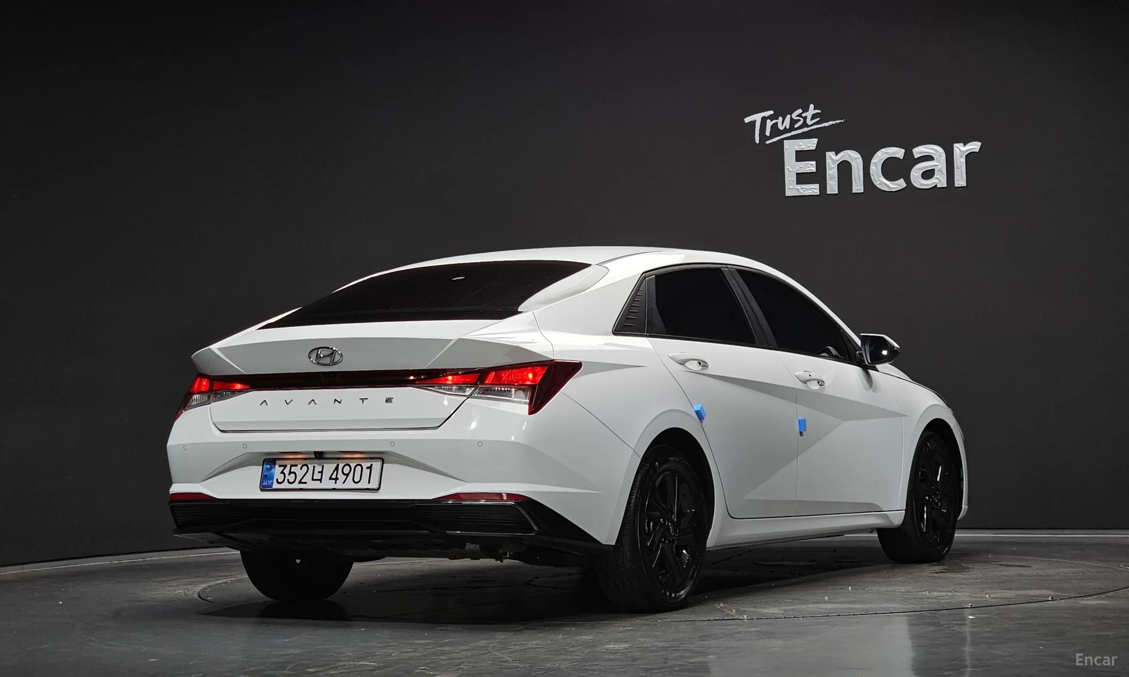 Hyundai Avante Hybrid (CN7)