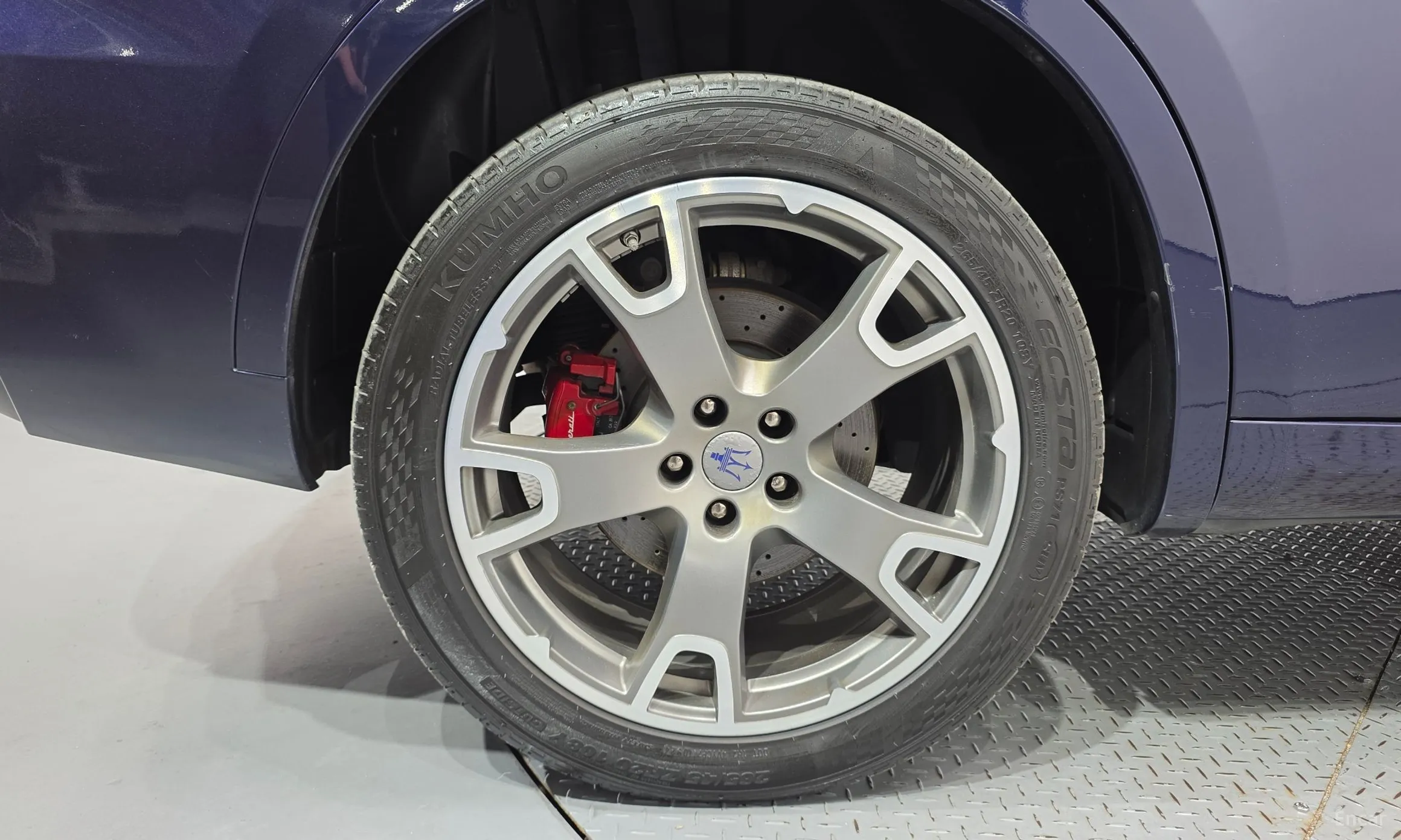 Maserati Levante превью 5