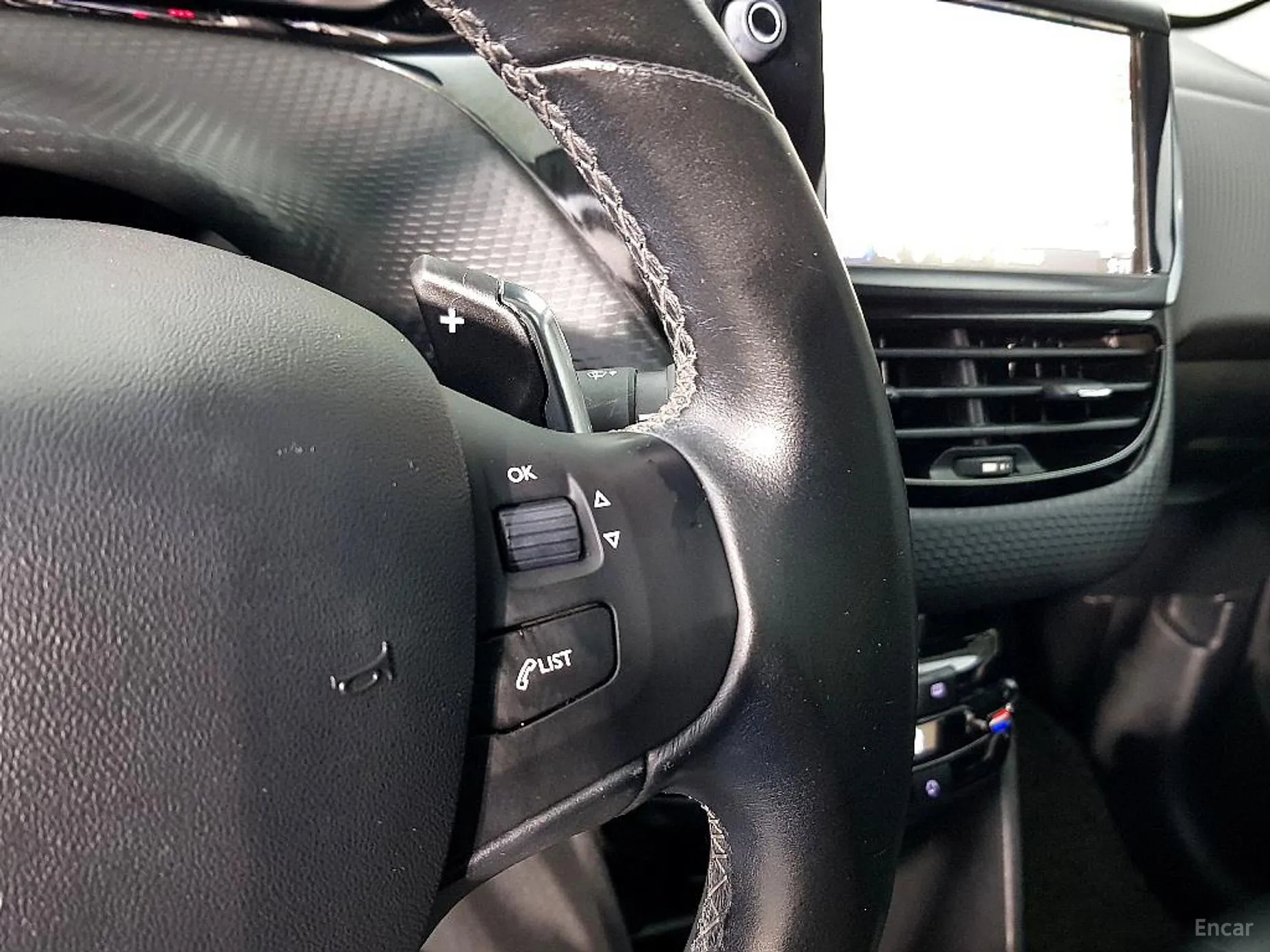 Peugeot 2008. превью 13