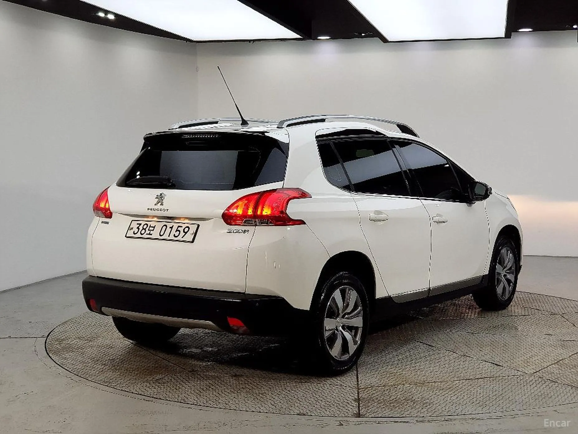 Peugeot 2008. превью 4