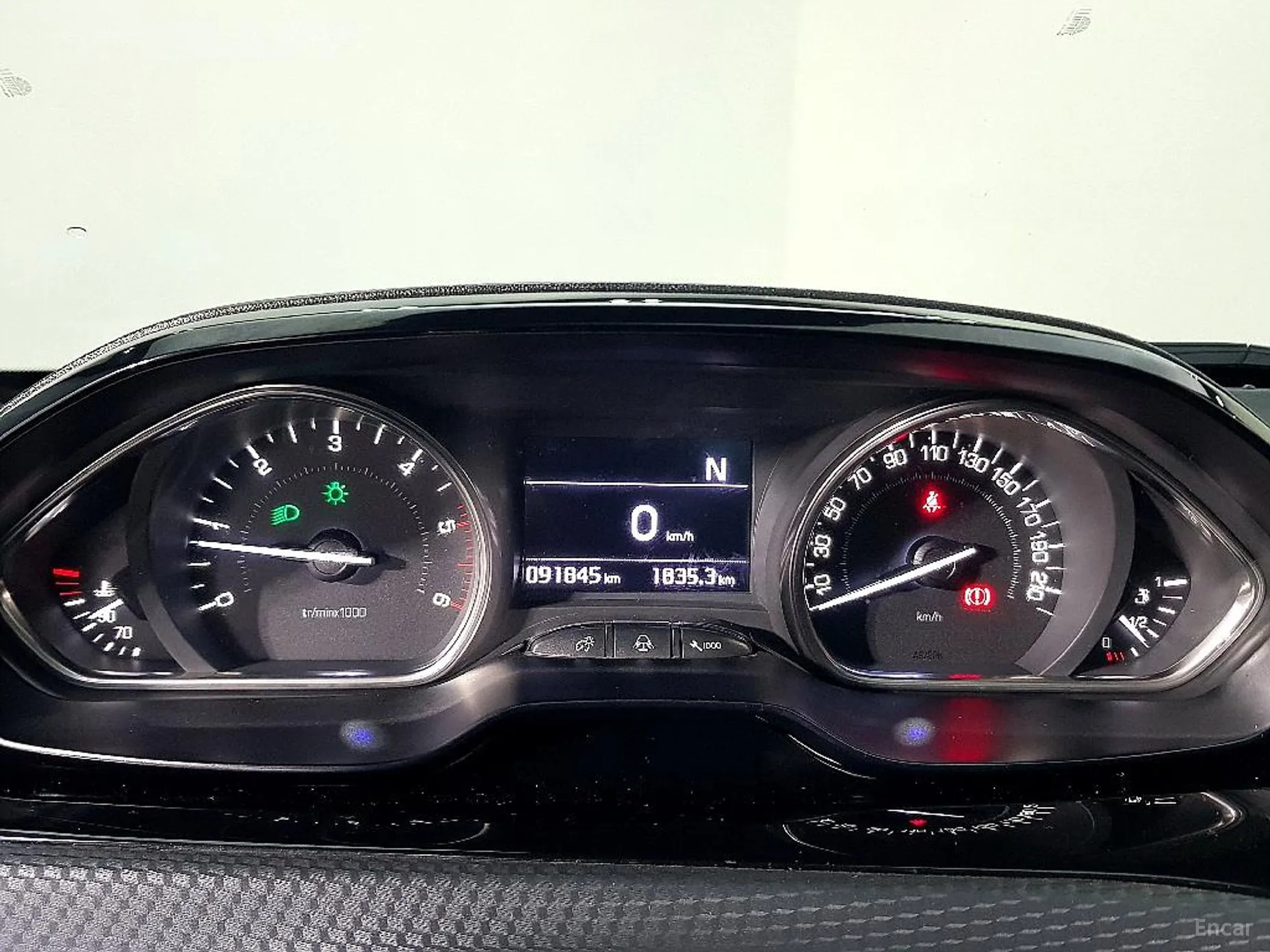 Peugeot 2008. превью 7