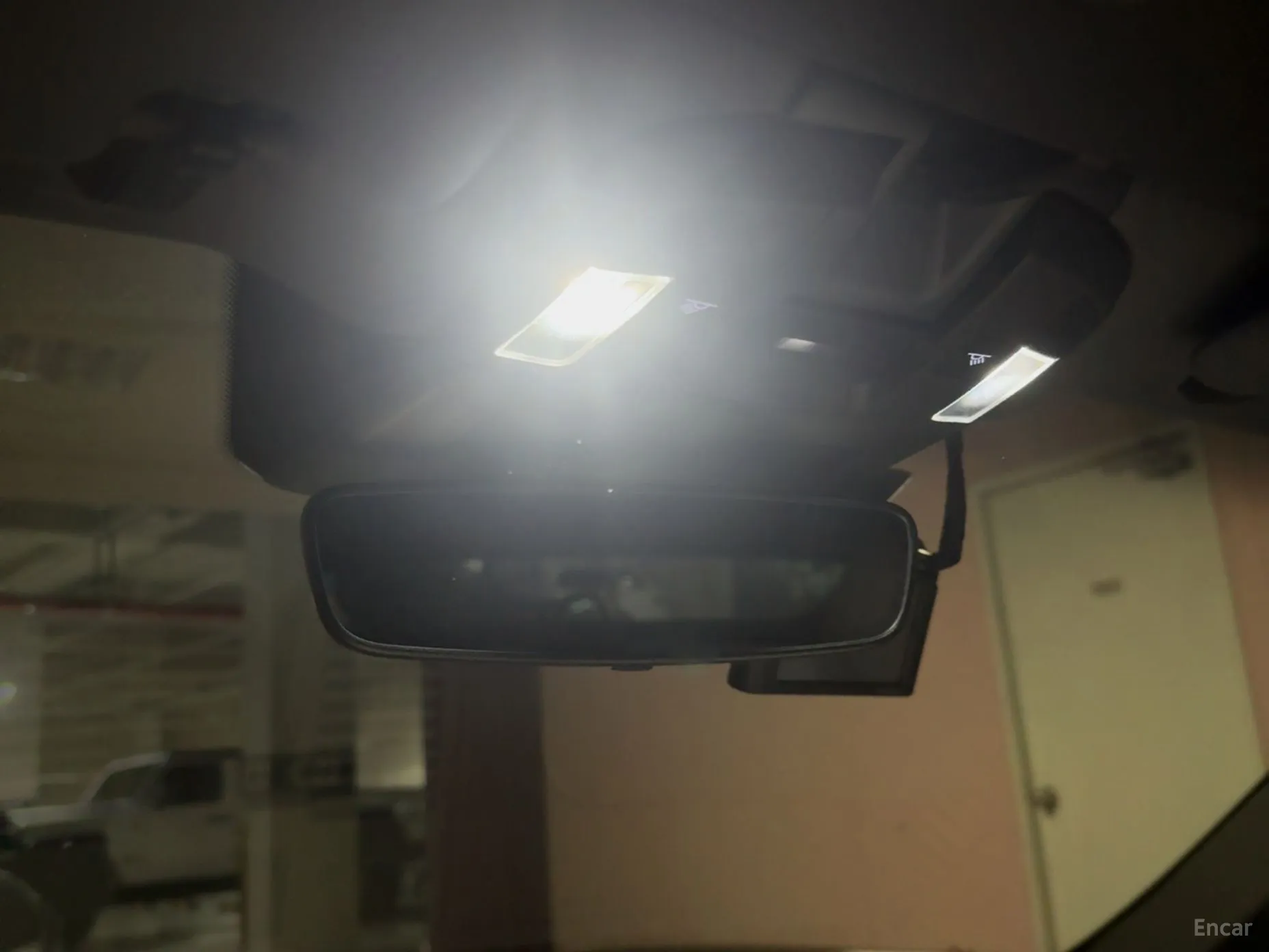 Porsche 911 (992) превью 12