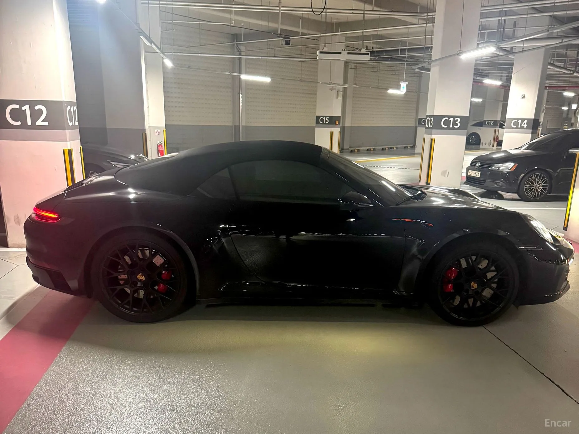 Porsche 911 (992) превью 5