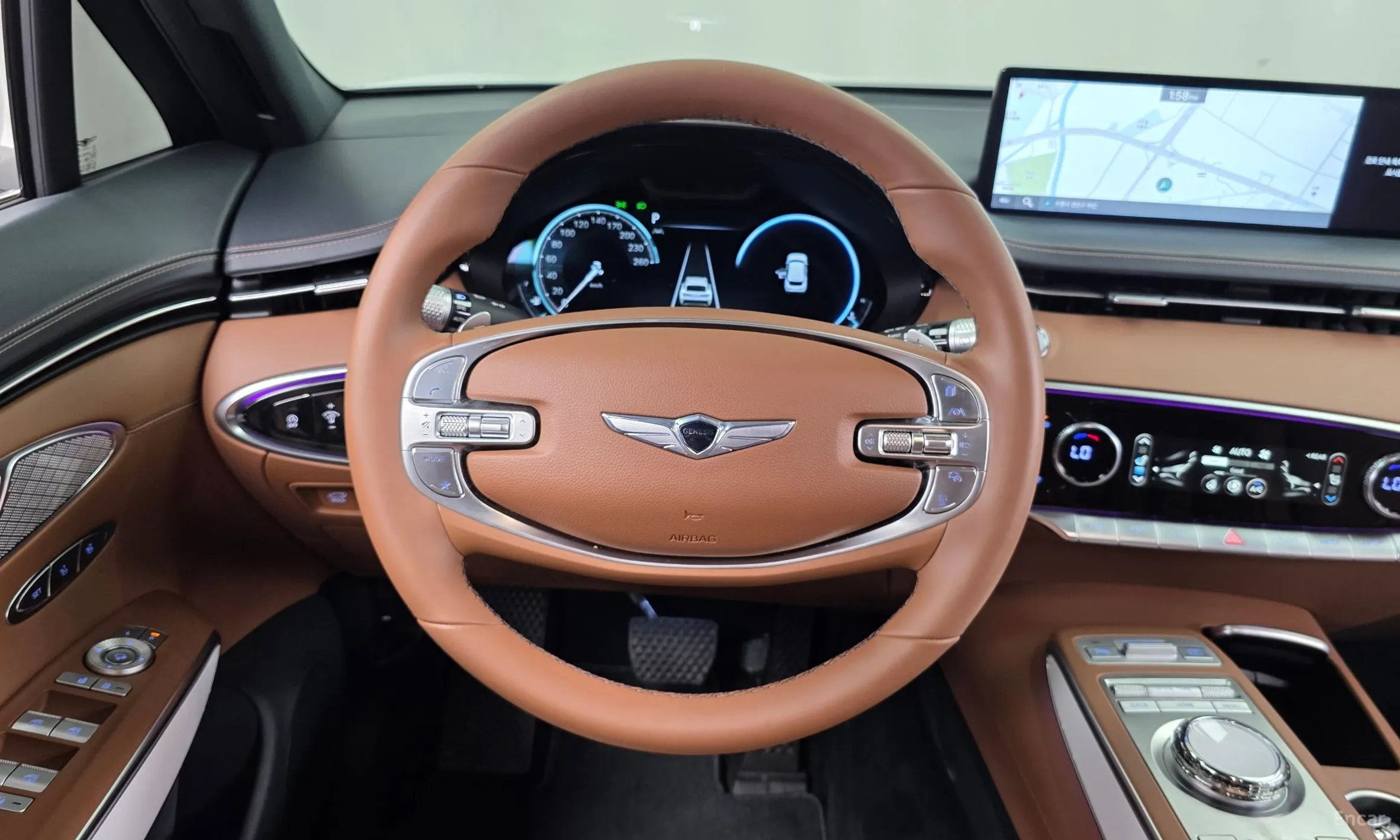 Genesis GV70 превью 13