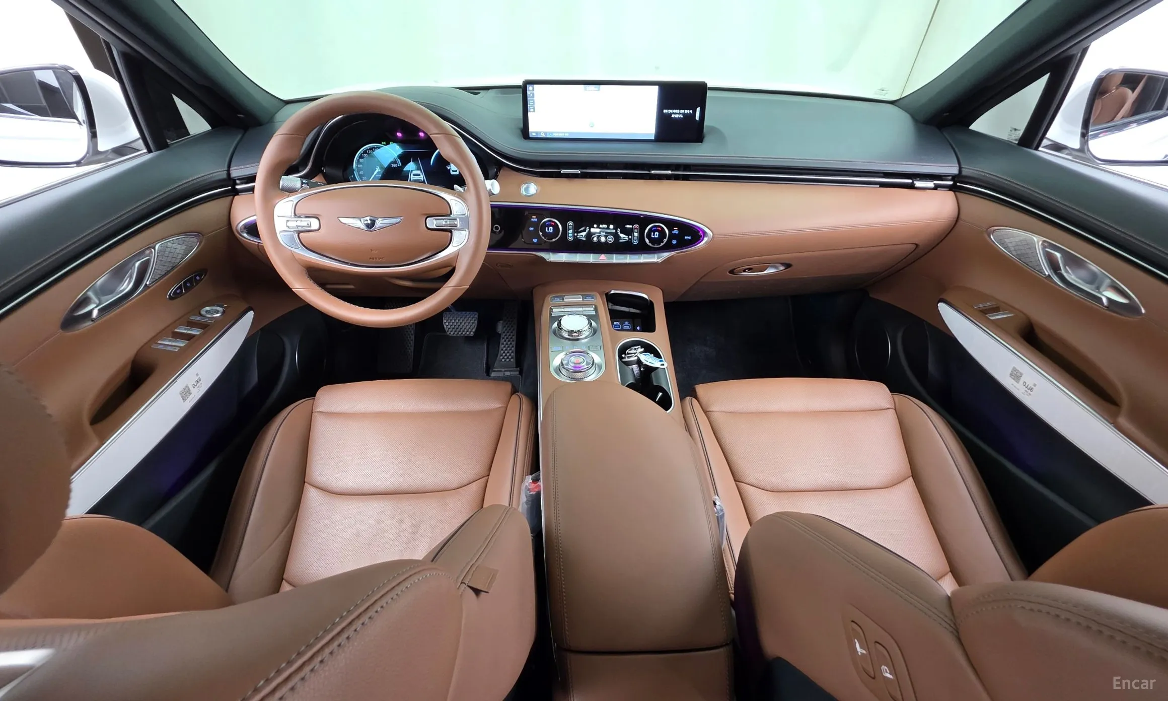 Genesis GV70 превью 7