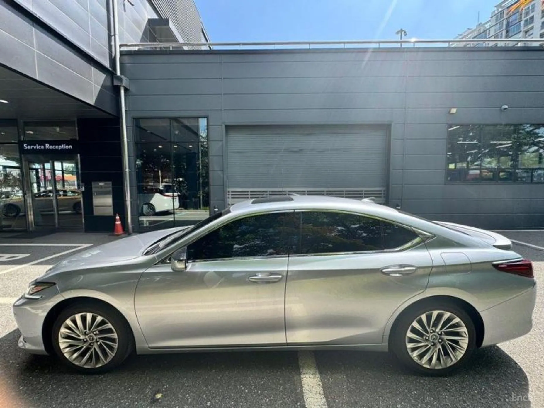 Lexus ES300h 7th Generation превью 3