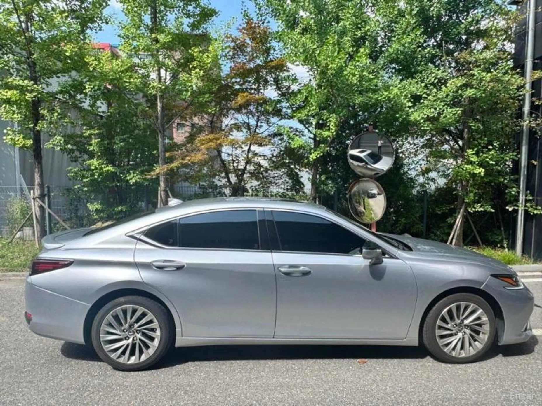 Lexus ES300h 7th Generation превью 4
