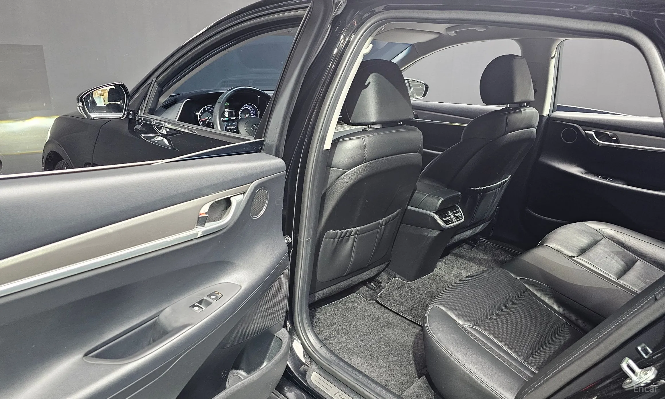Hyundai Grandeur IG превью 17