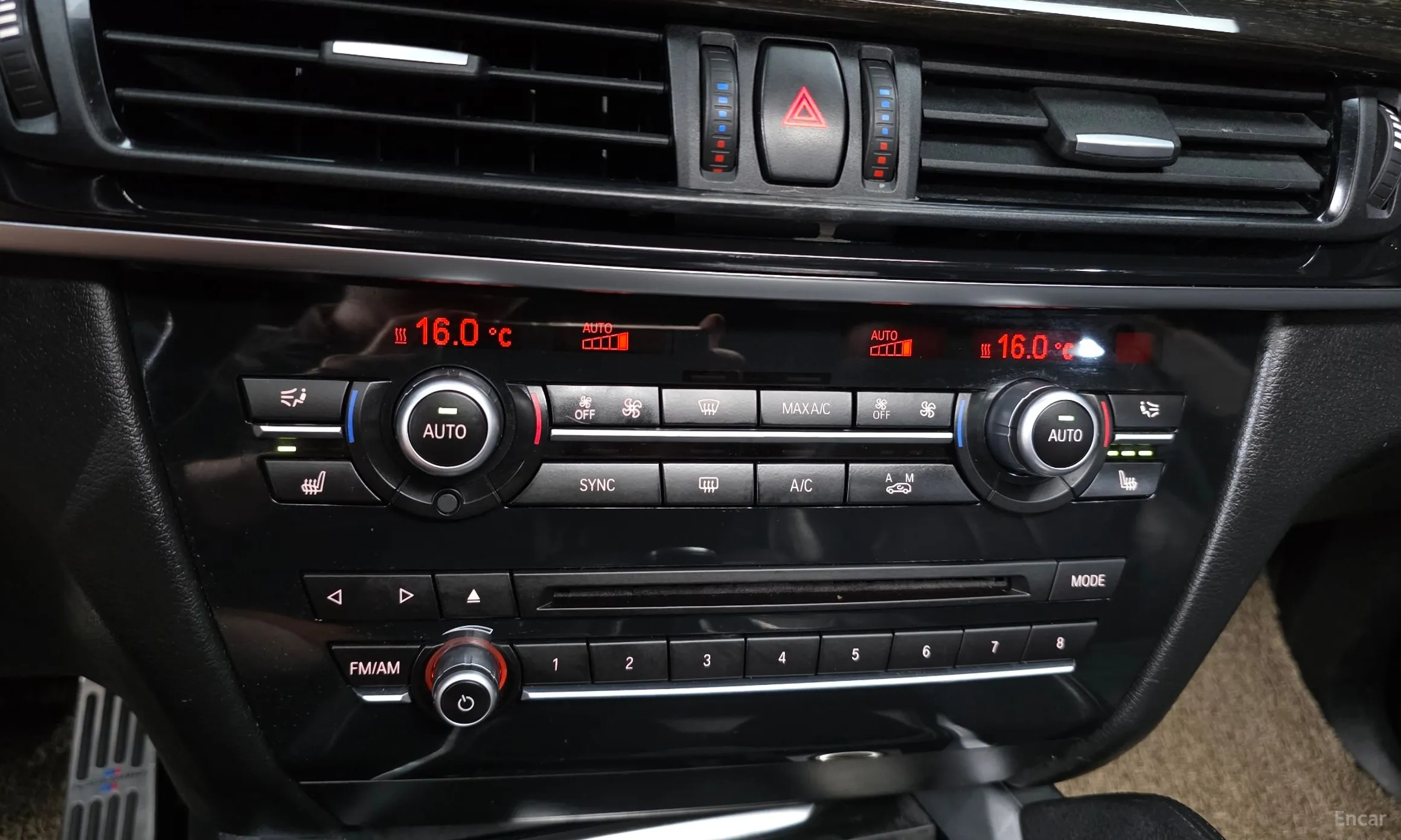BMW X6 (F16) превью 16