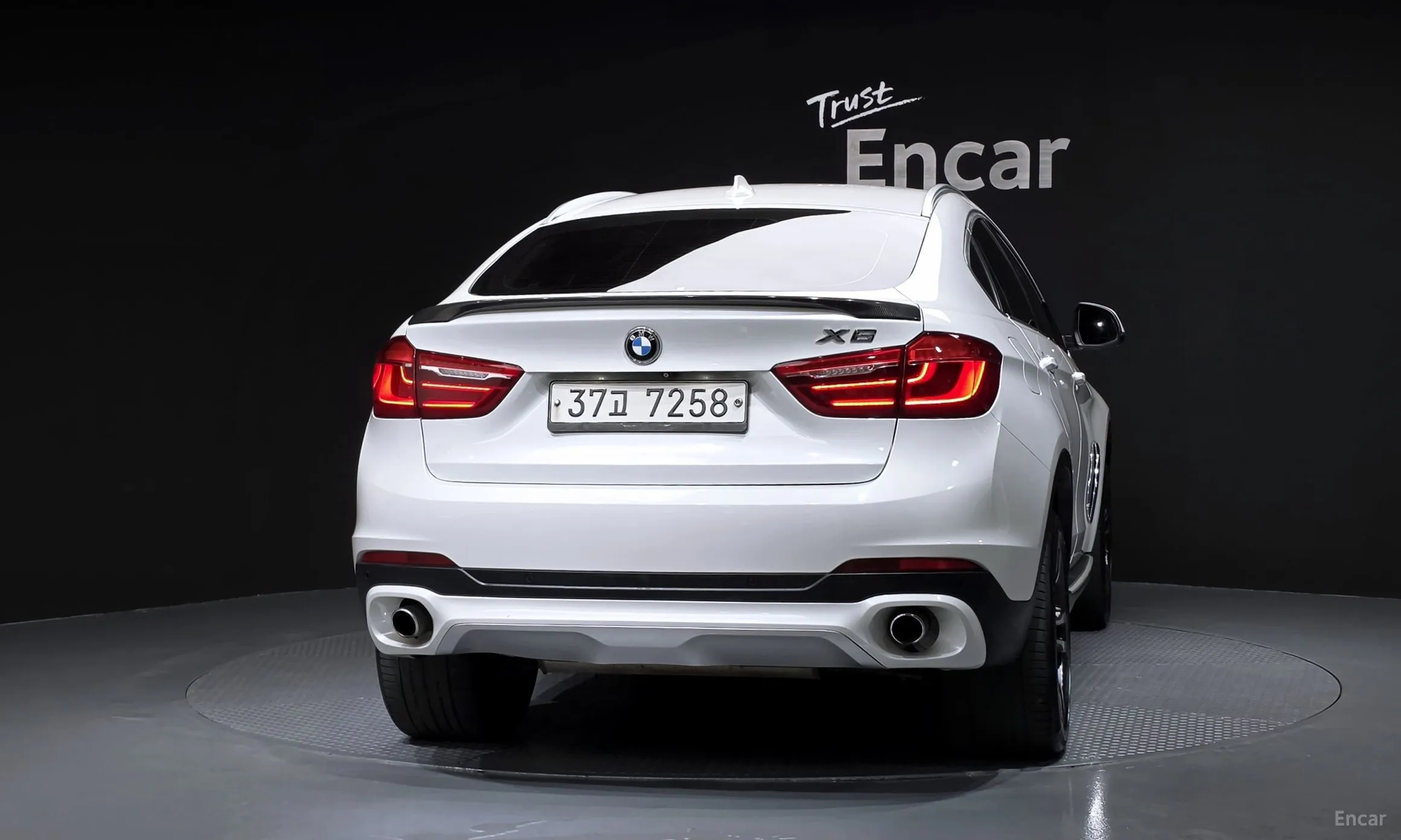 BMW X6 (F16) превью 4