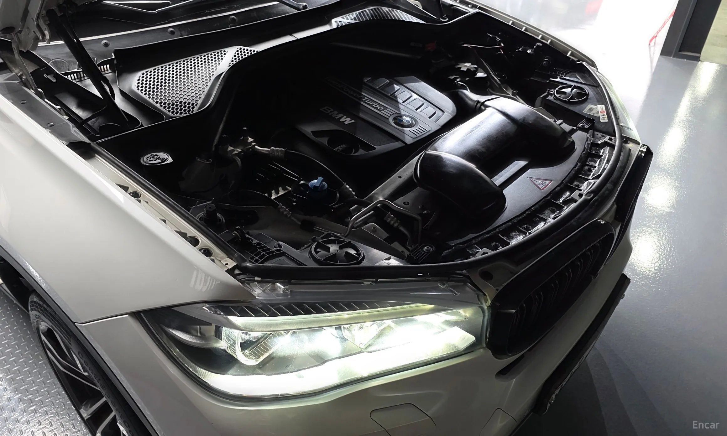 BMW X6 (F16) превью 6