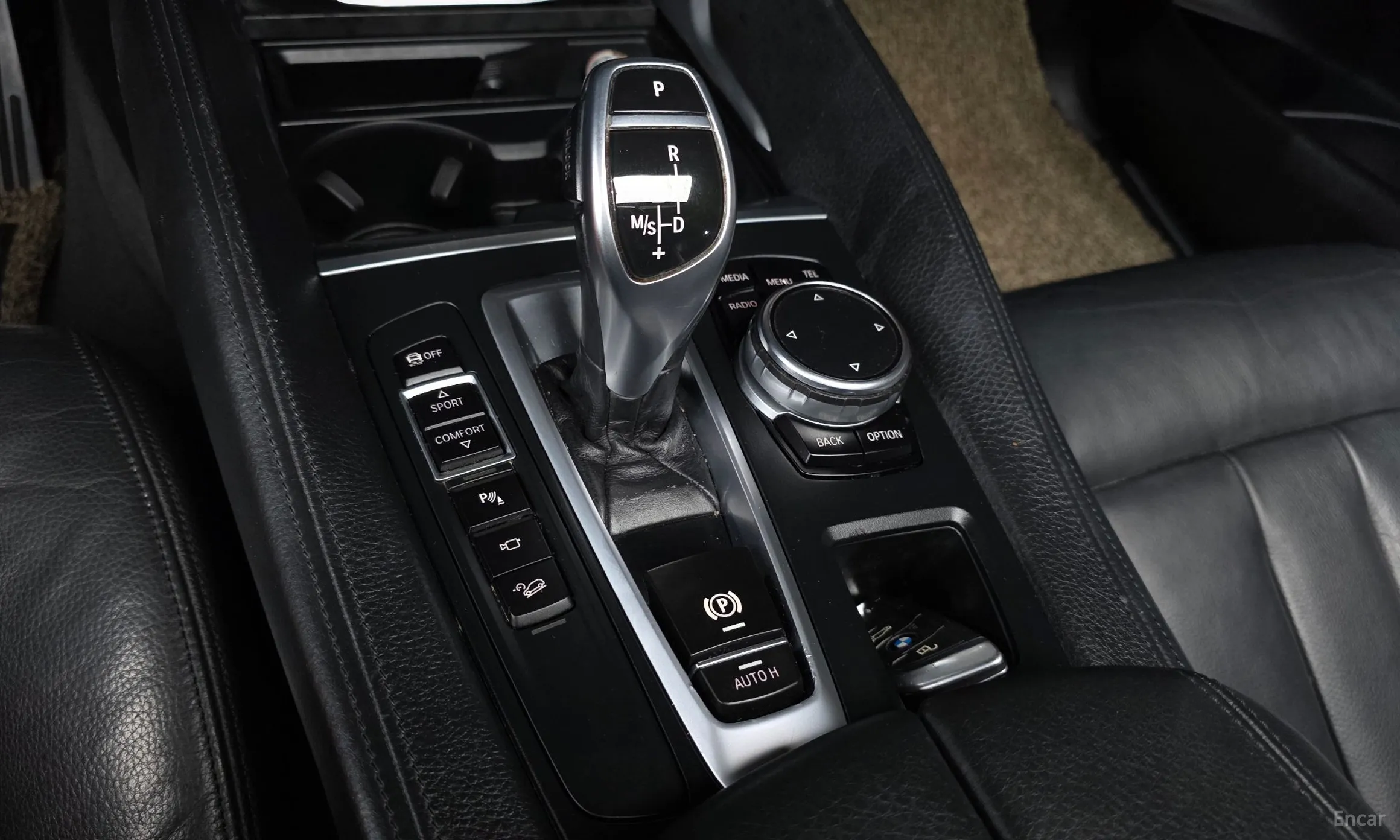 BMW X6 (F16) превью 9