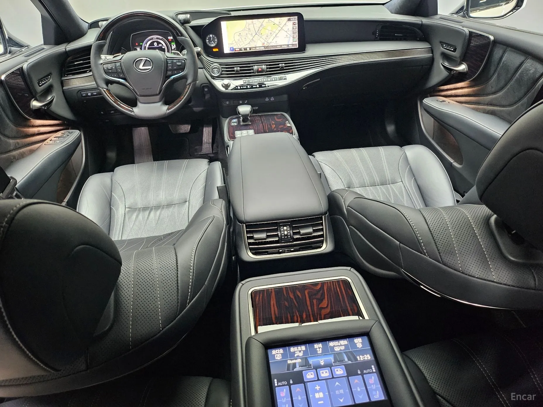 Lexus LS500h Gen 5 превью 17