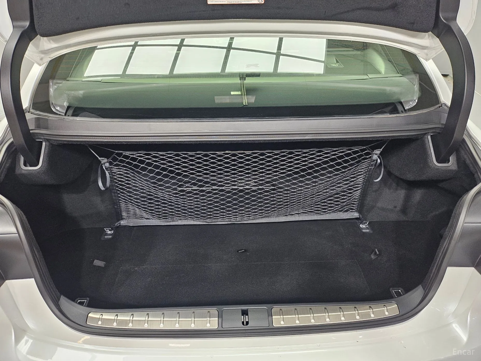 Lexus LS500h Gen 5 превью 18