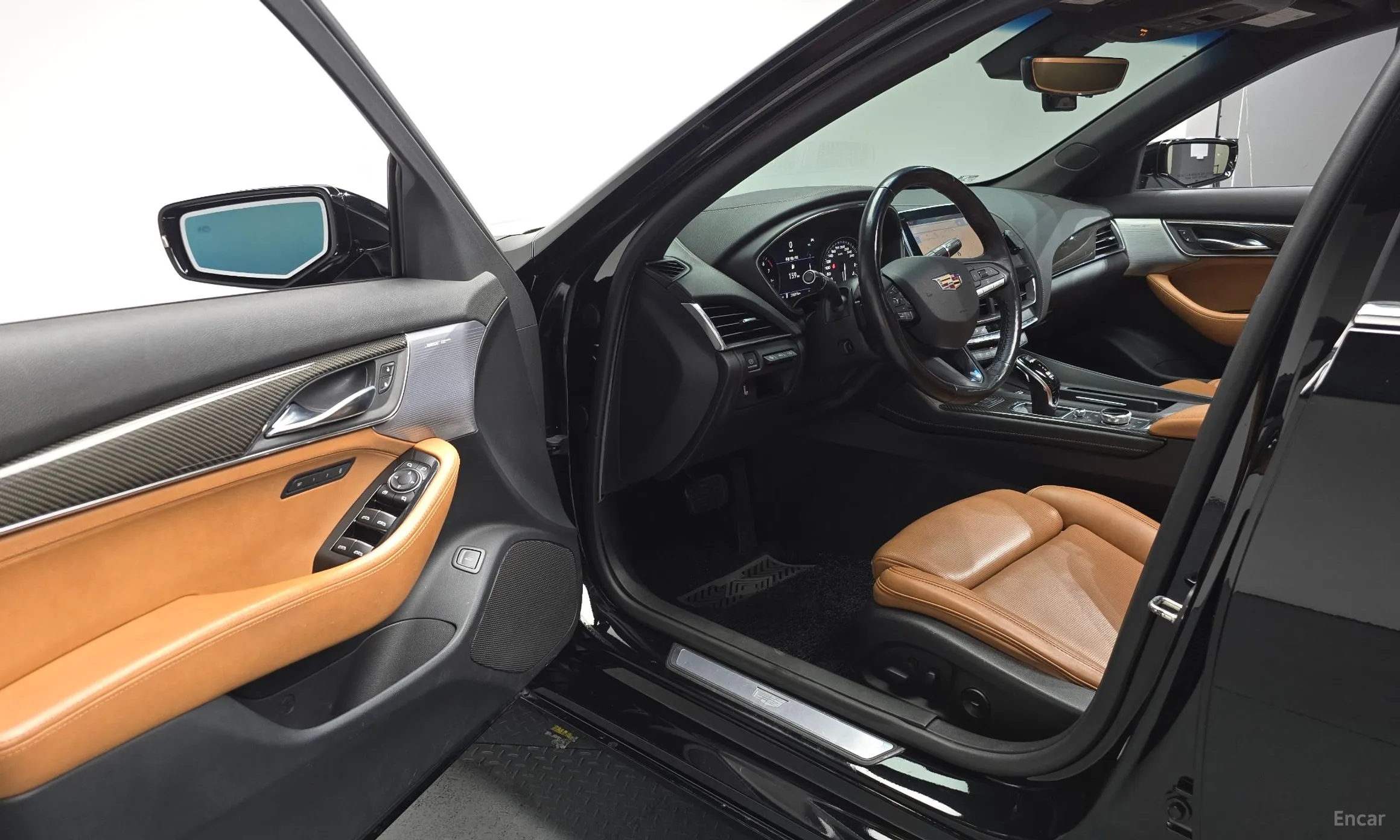 Cadillac CT5 превью 10