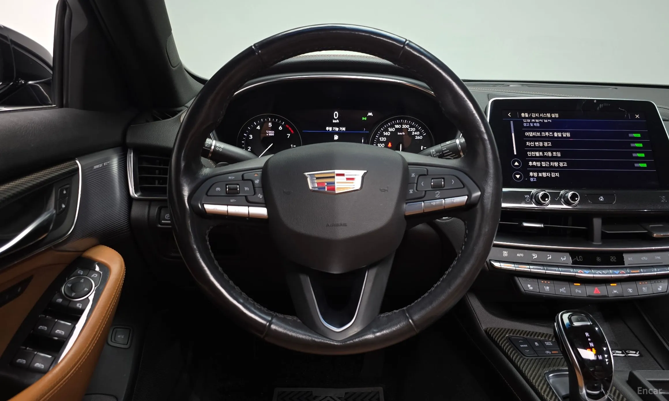 Cadillac CT5 превью 13