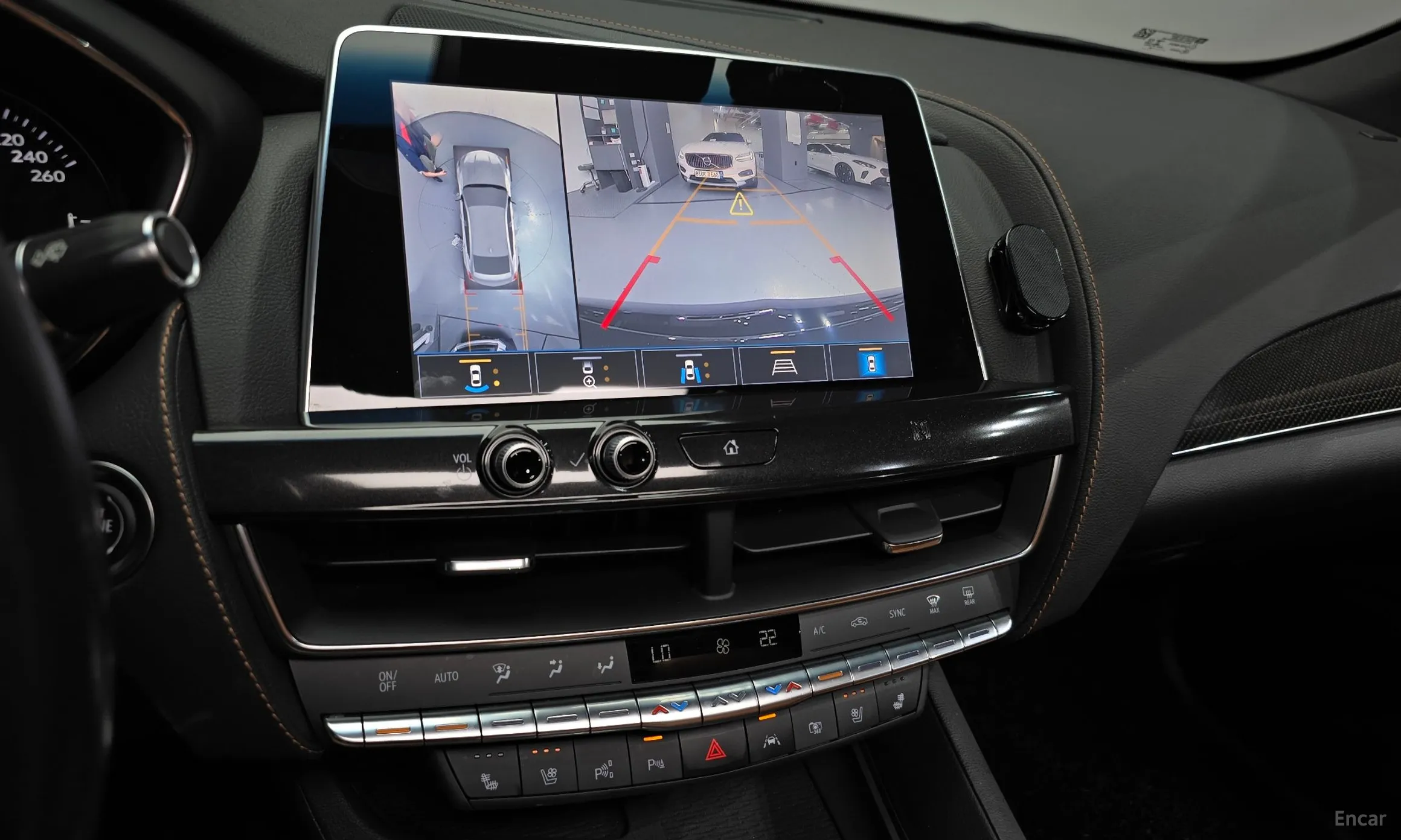 Cadillac CT5 превью 15