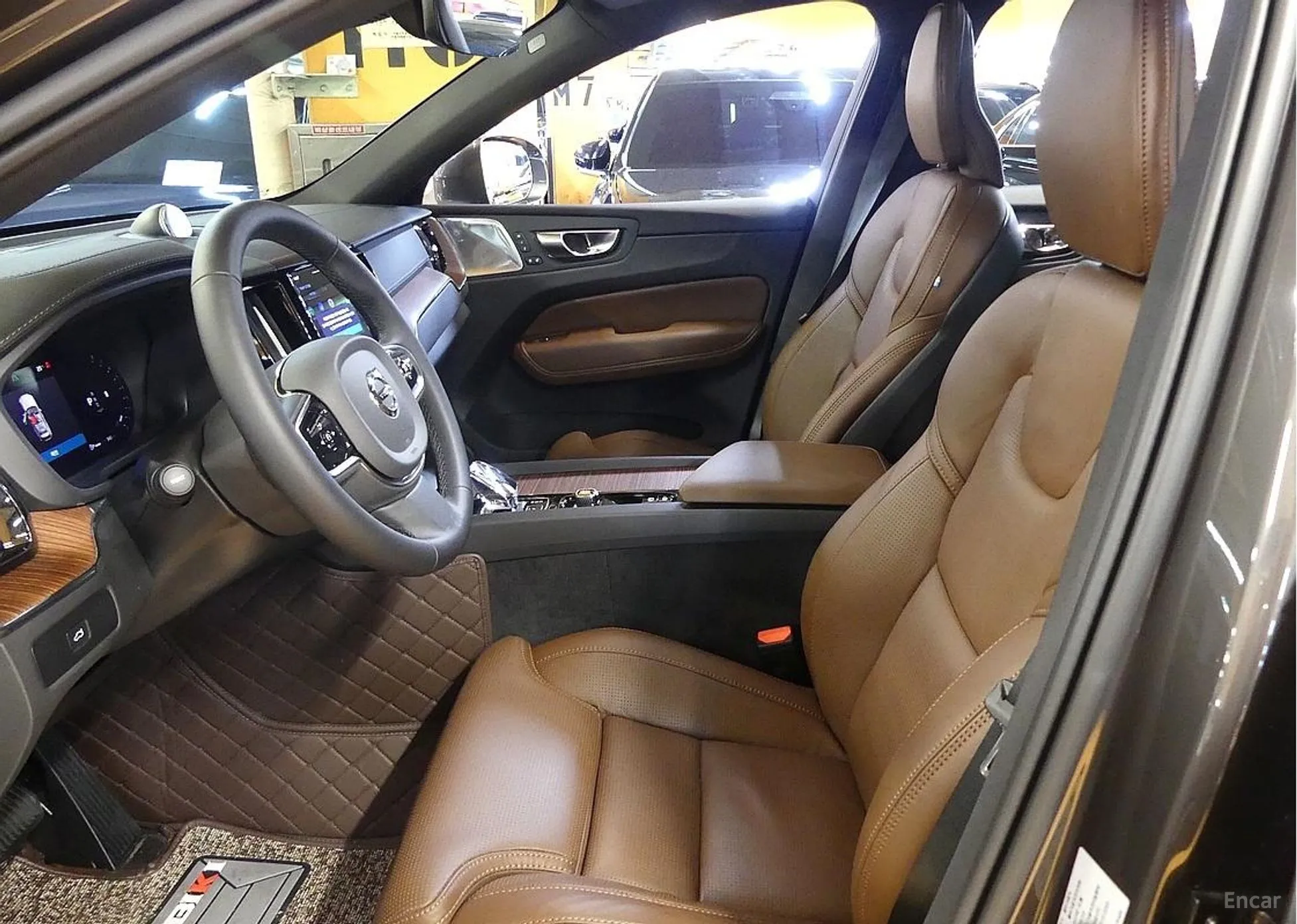 Volvo XC60 Gen 2 превью 10