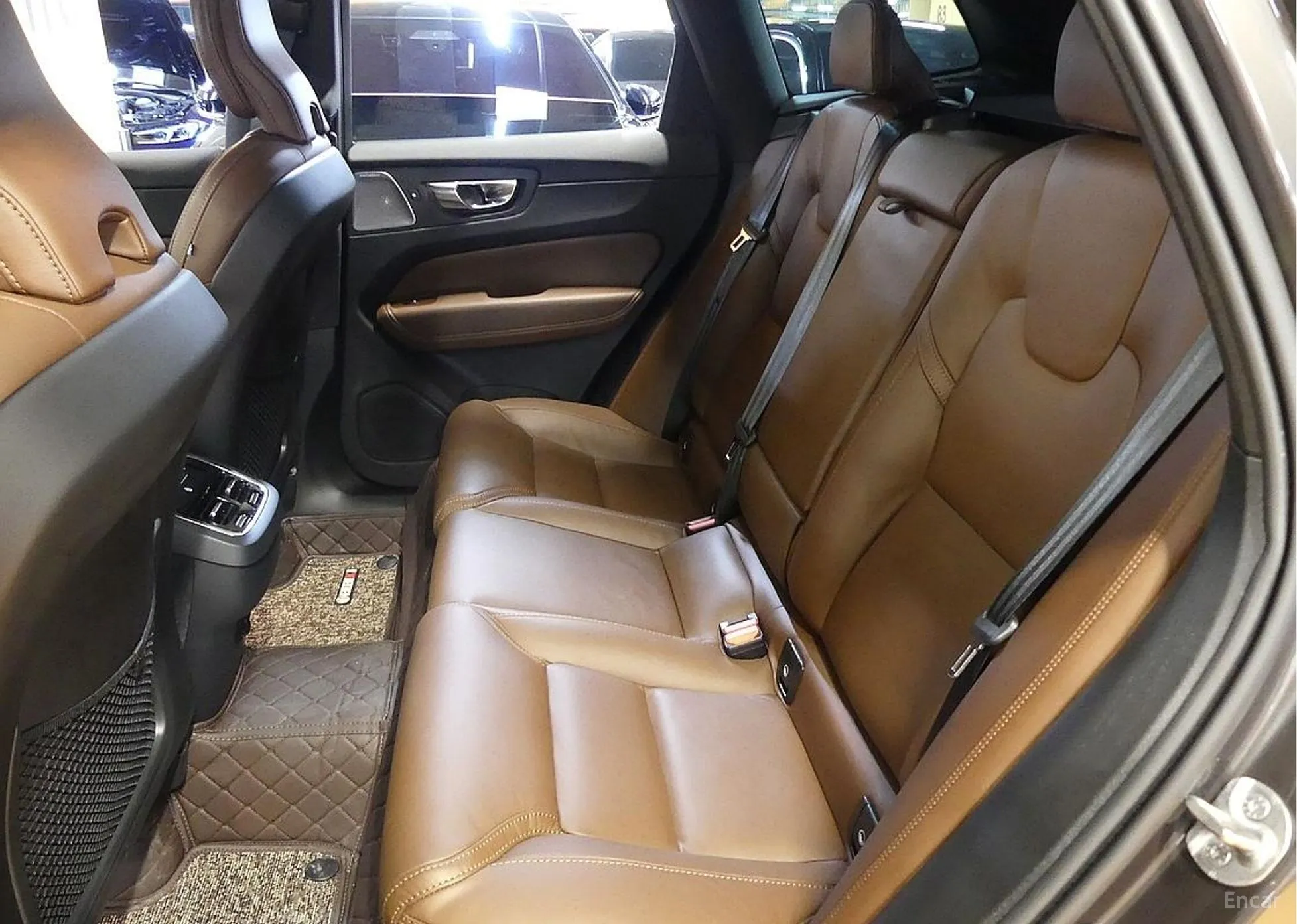 Volvo XC60 Gen 2 превью 18