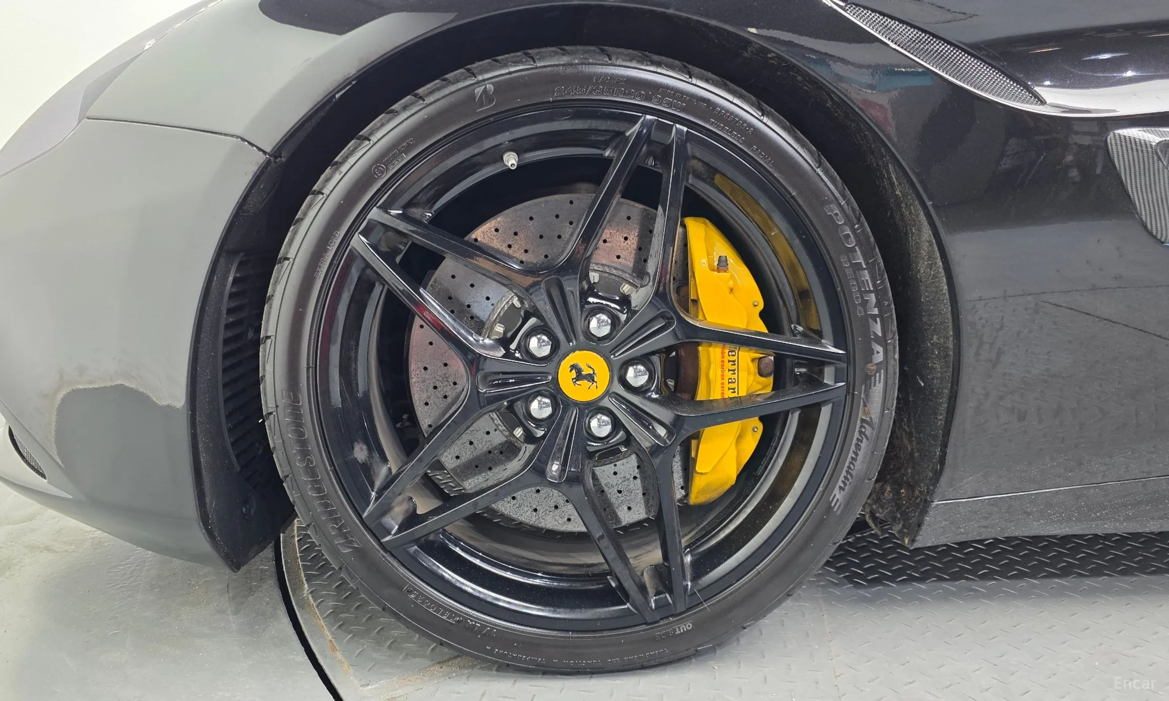 Ferrari California превью 5