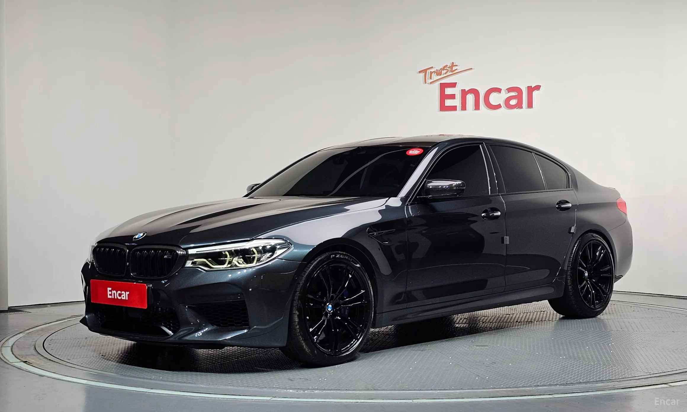 BMW M5 (F90)