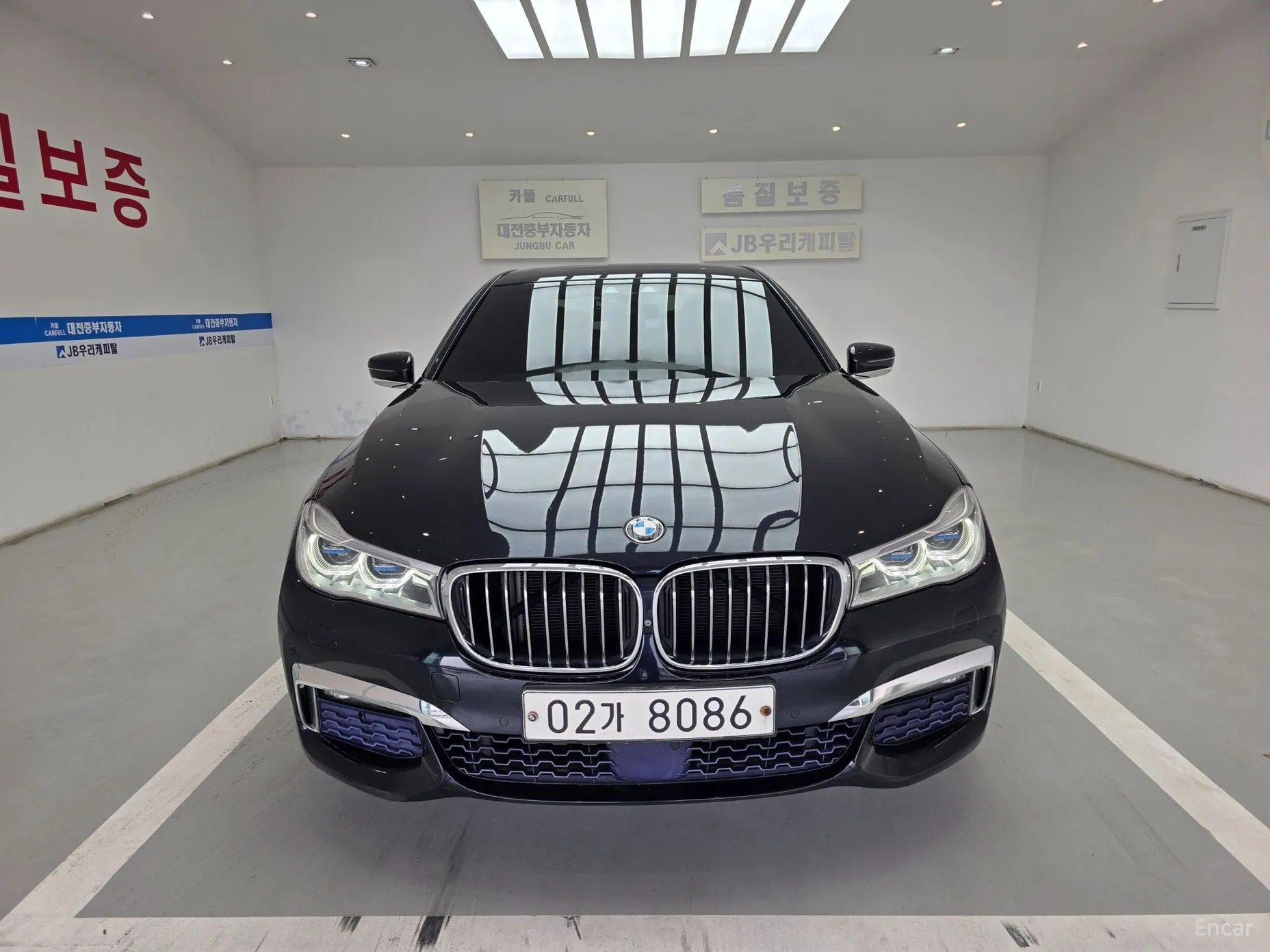 BMW 7 Series (G11) превью 3