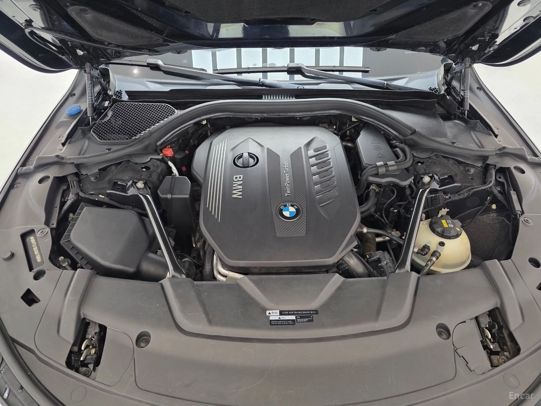 BMW 7 Series (G11) превью 6