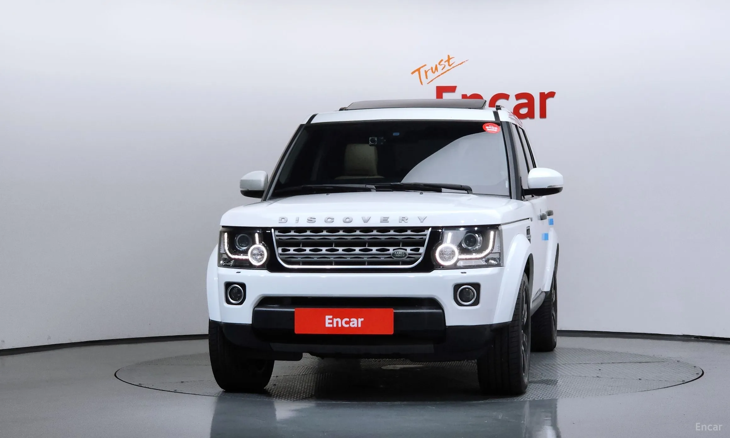 Land Rover Discovery 4 превью 3