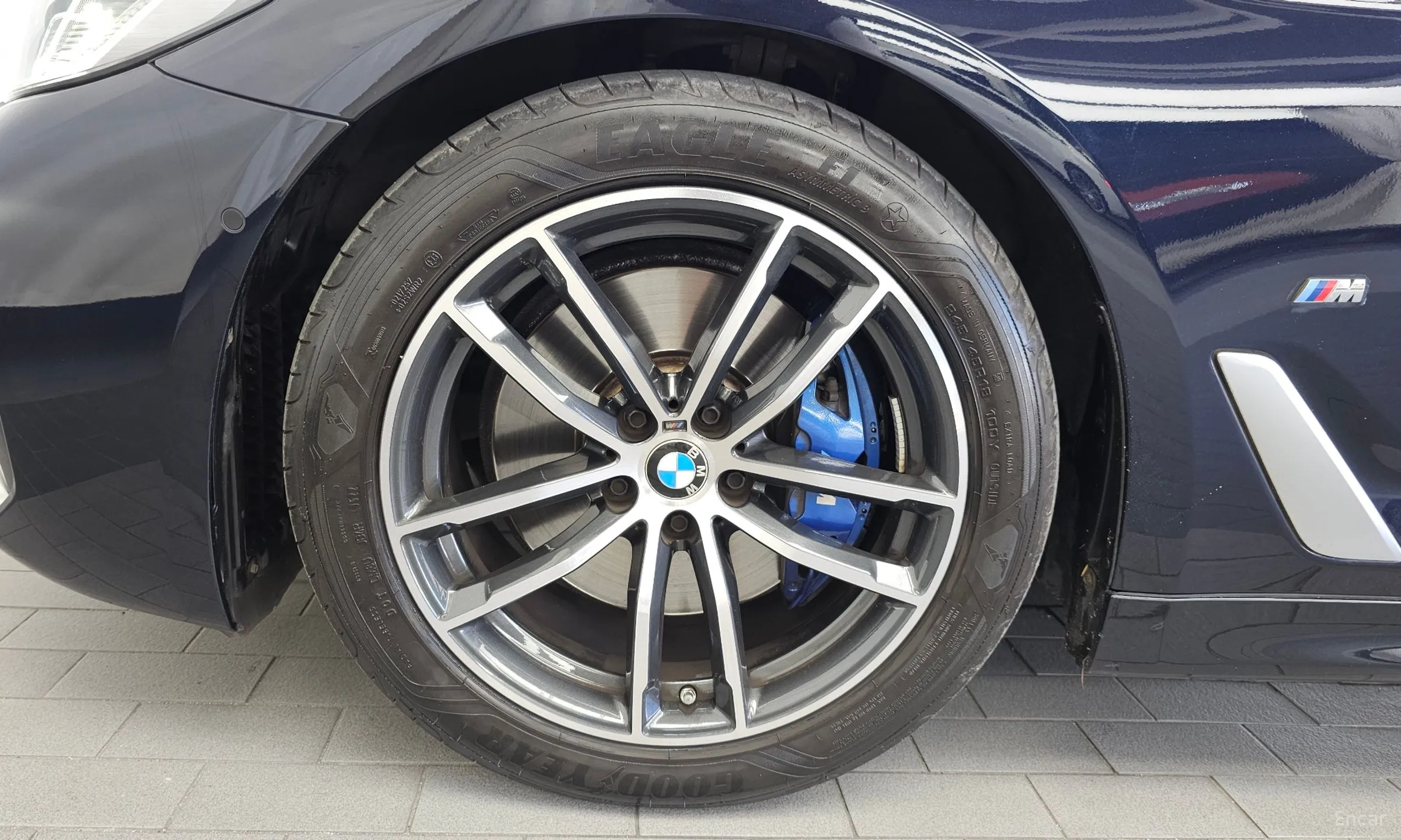 BMW 5 Series (G30) превью 5
