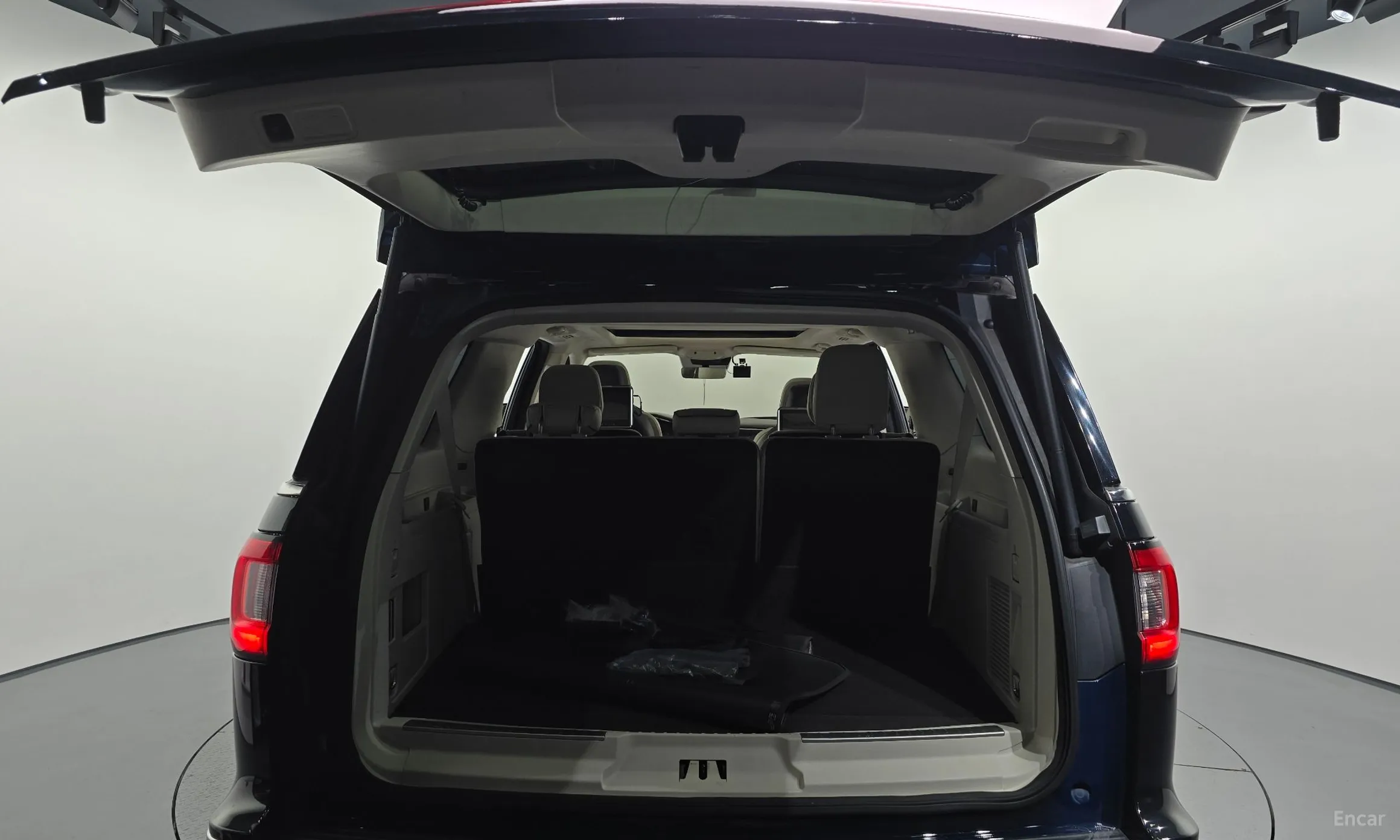 Lincoln Navigator 4th generation превью 19