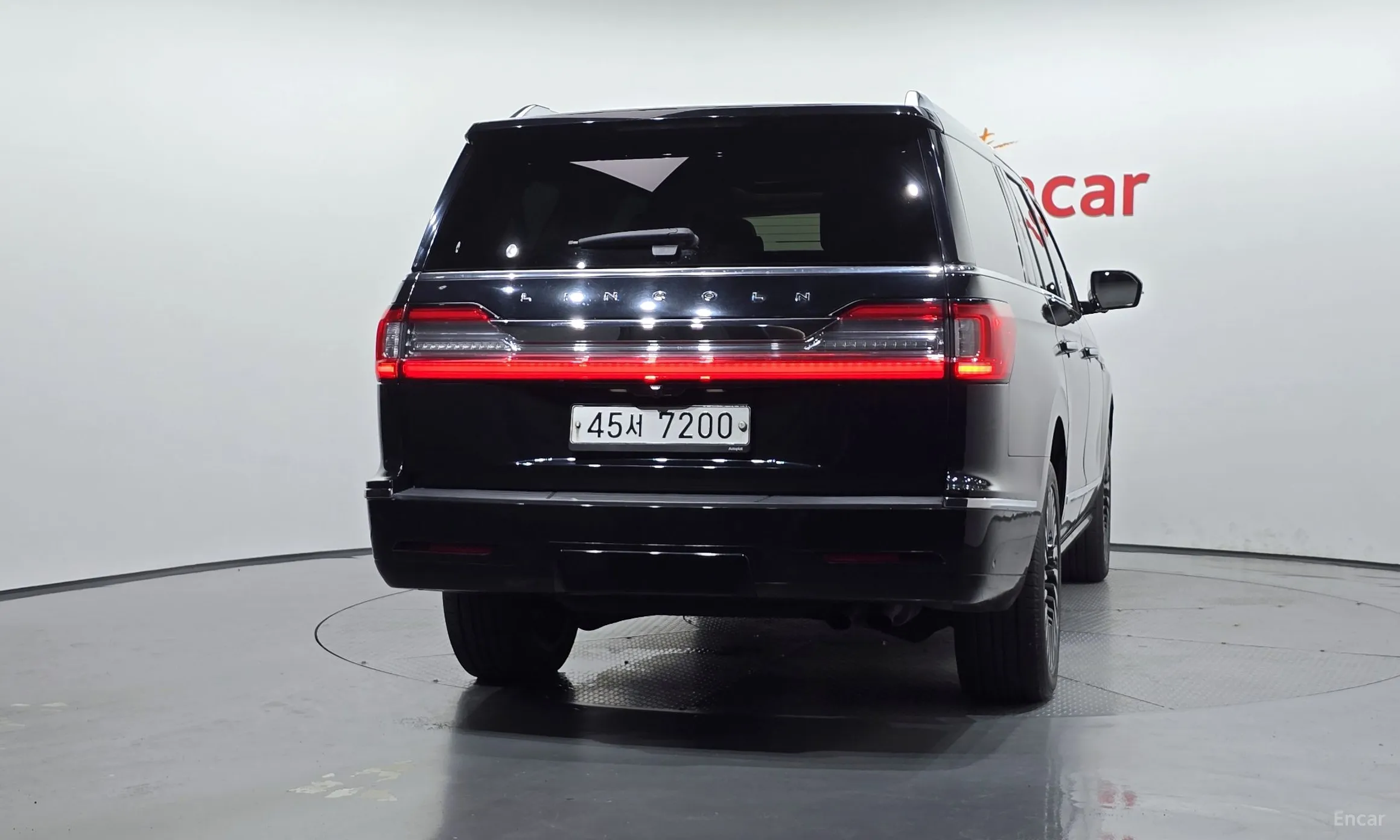 Lincoln Navigator 4th generation превью 4