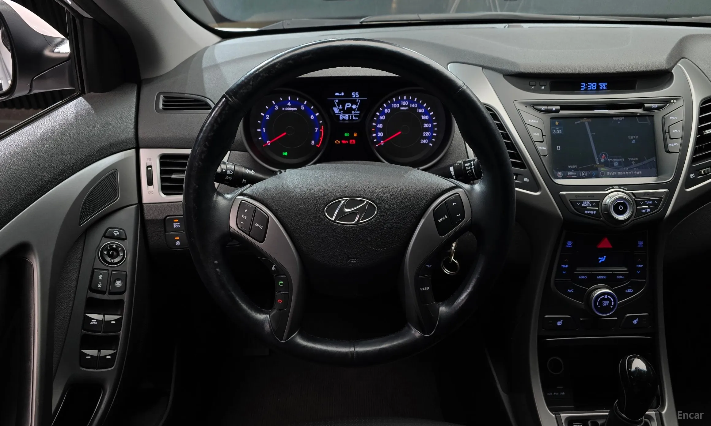 Hyundai Avante превью 13