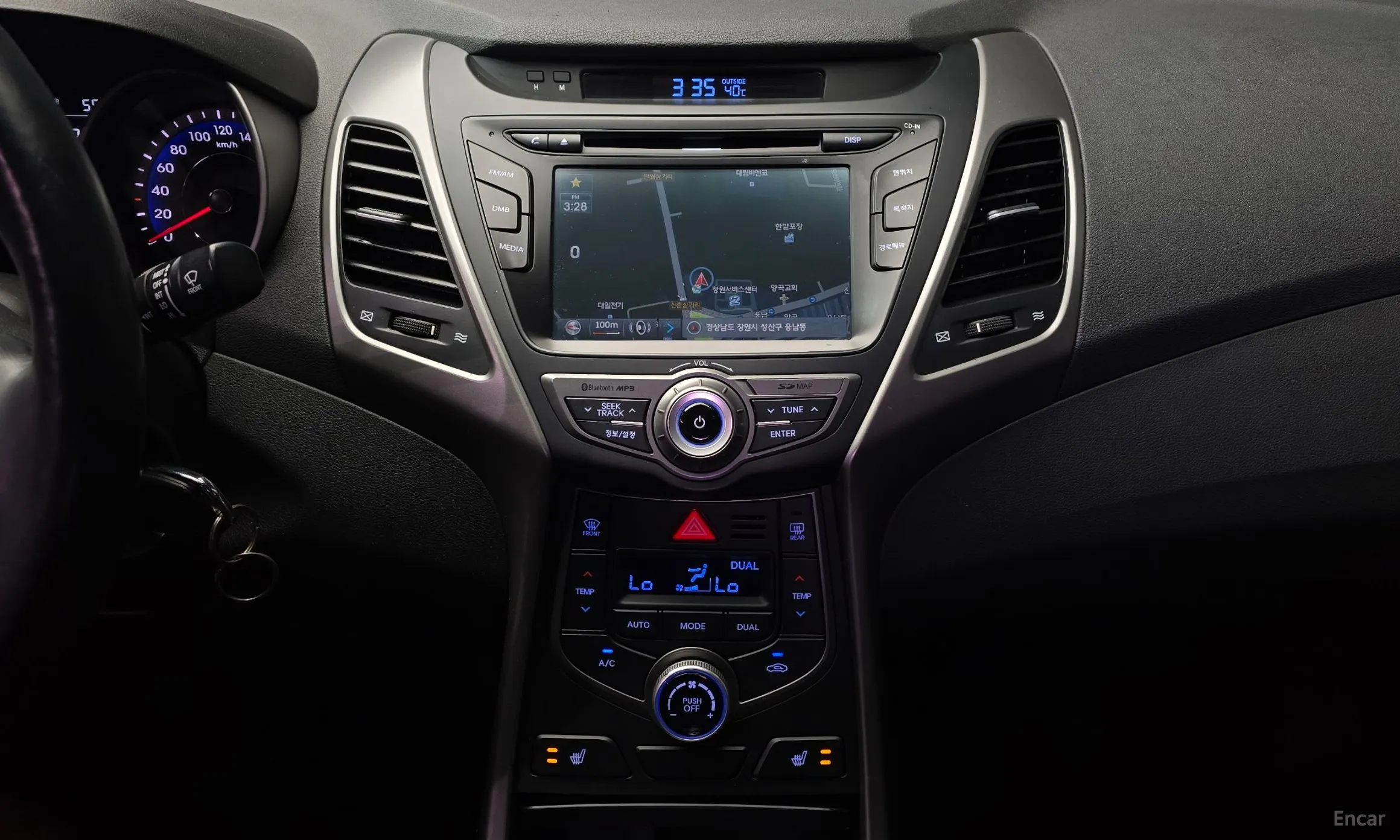 Hyundai Avante превью 14