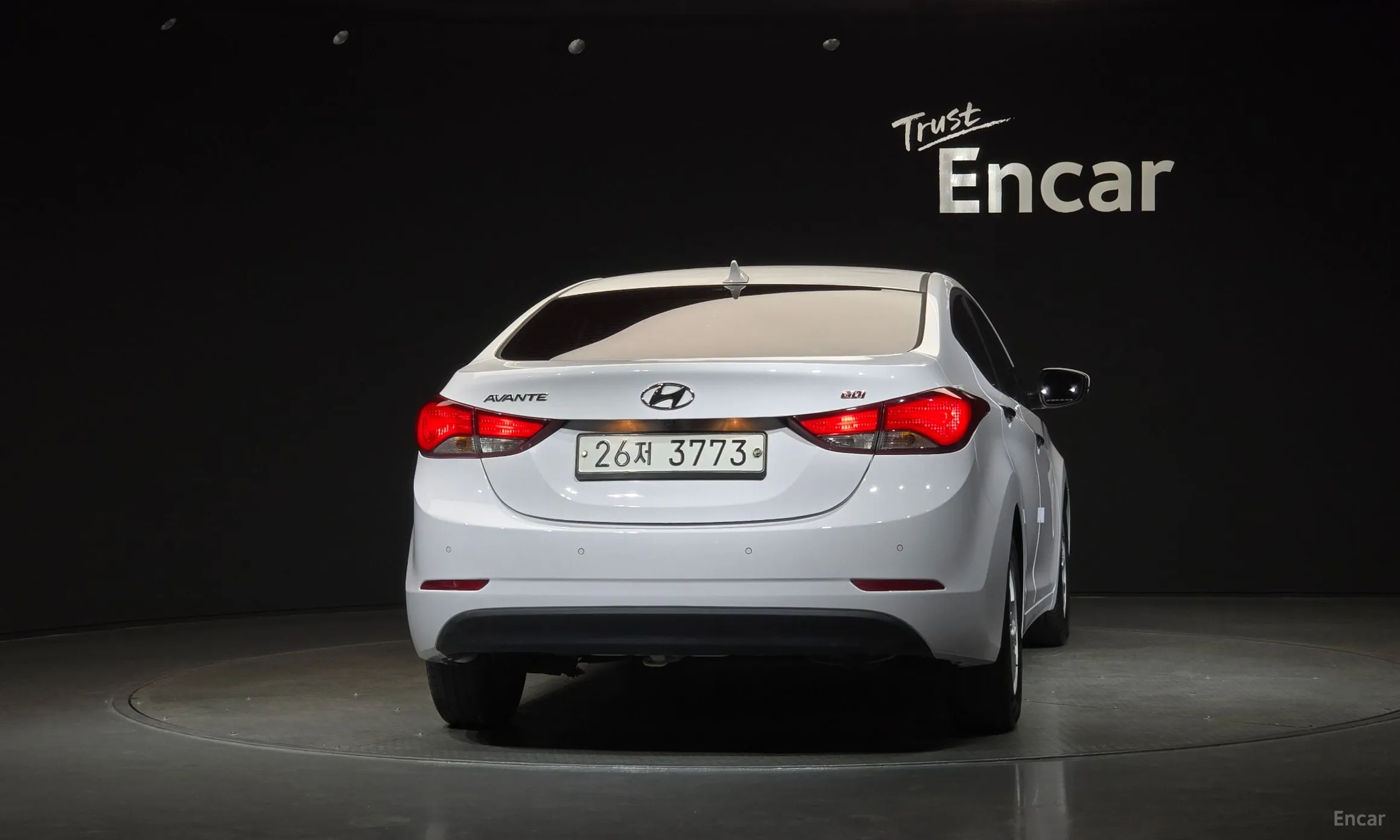 Hyundai Avante превью 4