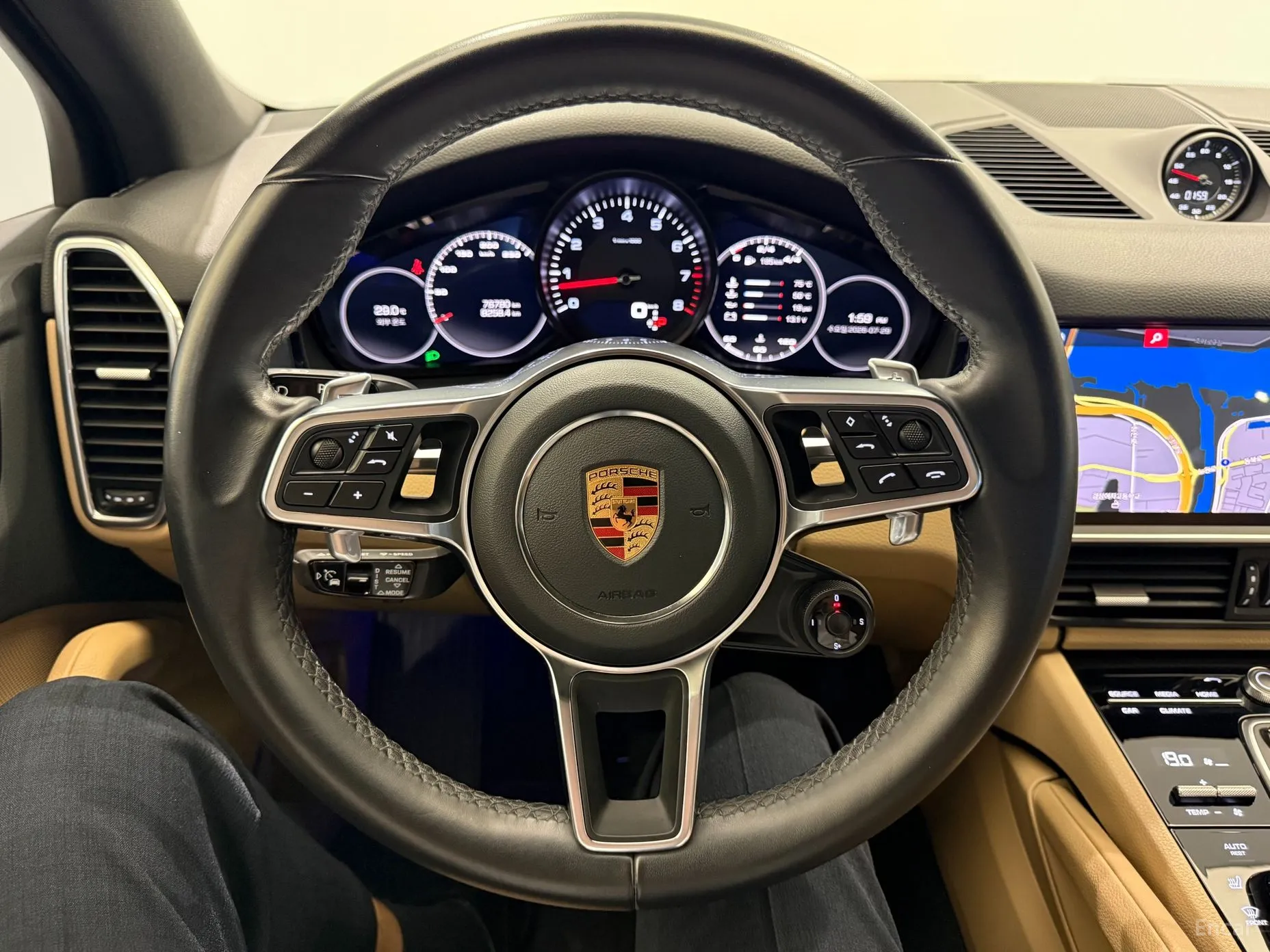 Porsche Cayenne (PO536) превью 12