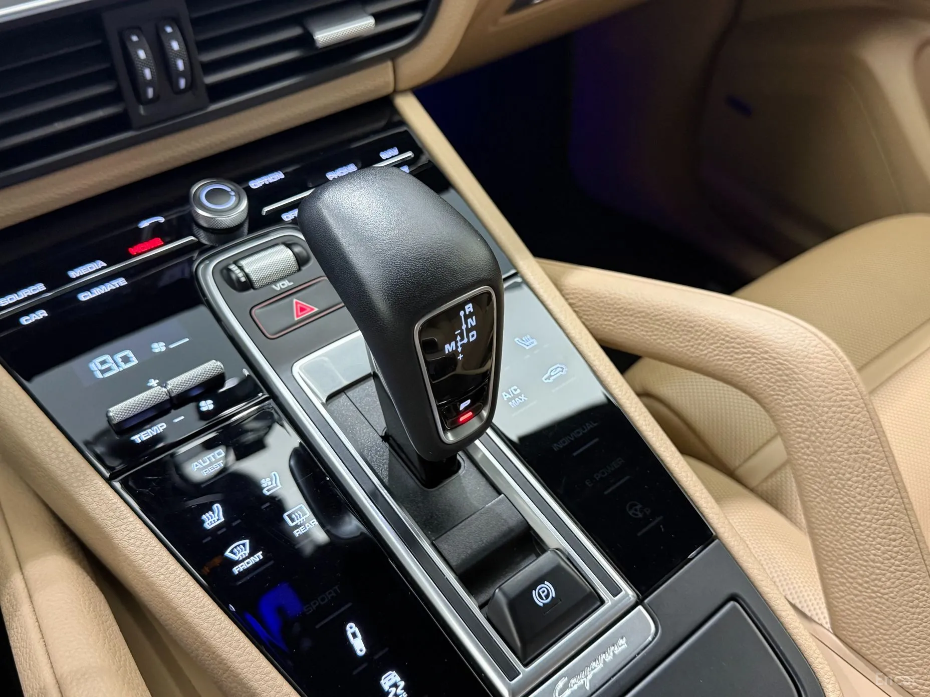 Porsche Cayenne (PO536) превью 19