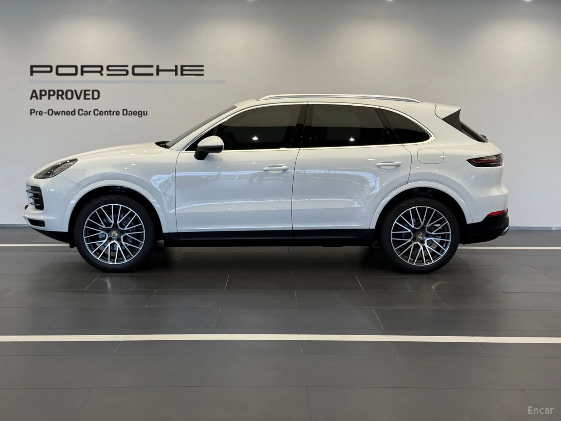 Porsche Cayenne (PO536) превью 3