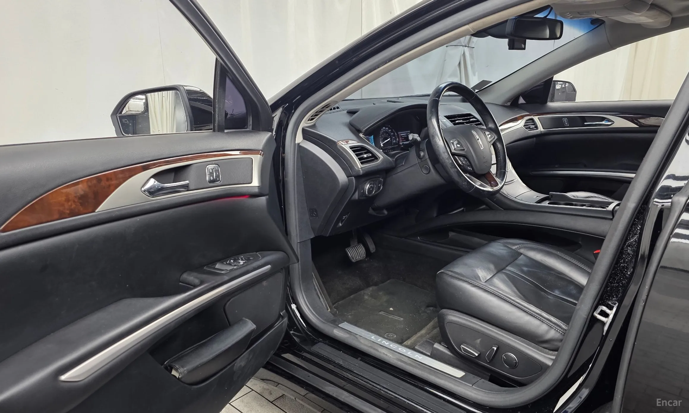 Lincoln New MKZ превью 10