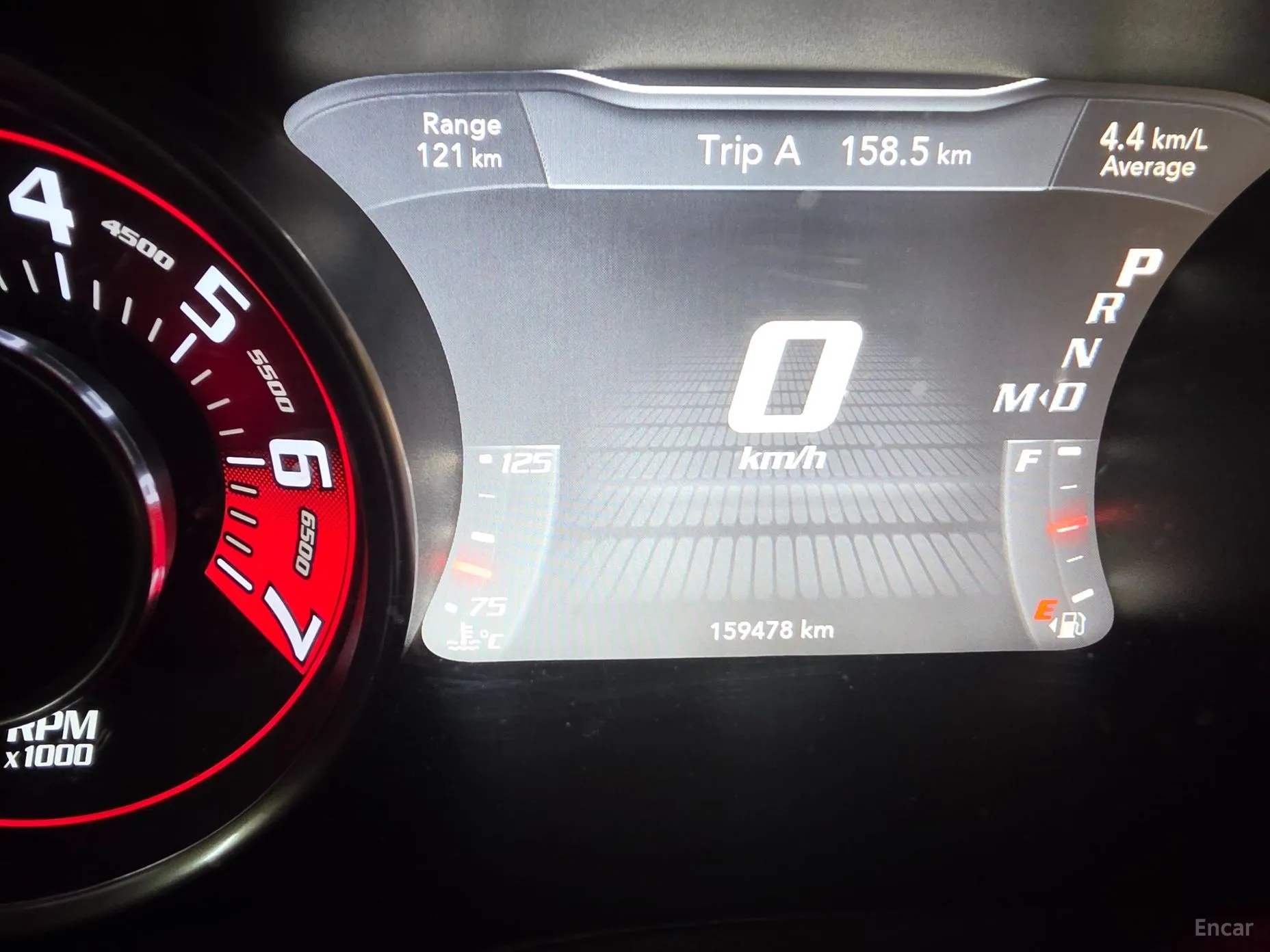Dodge Challenger превью 11