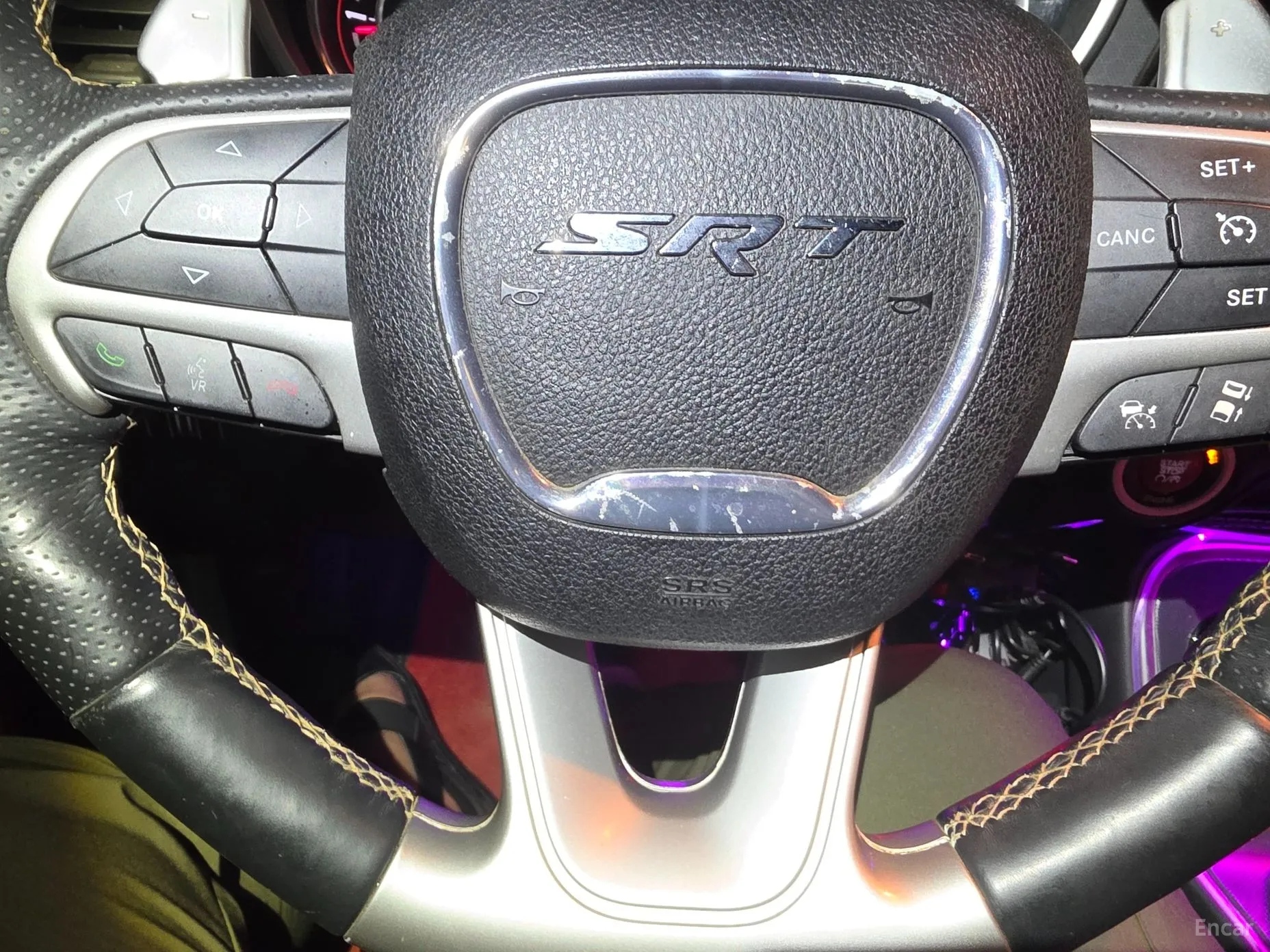 Dodge Challenger превью 18